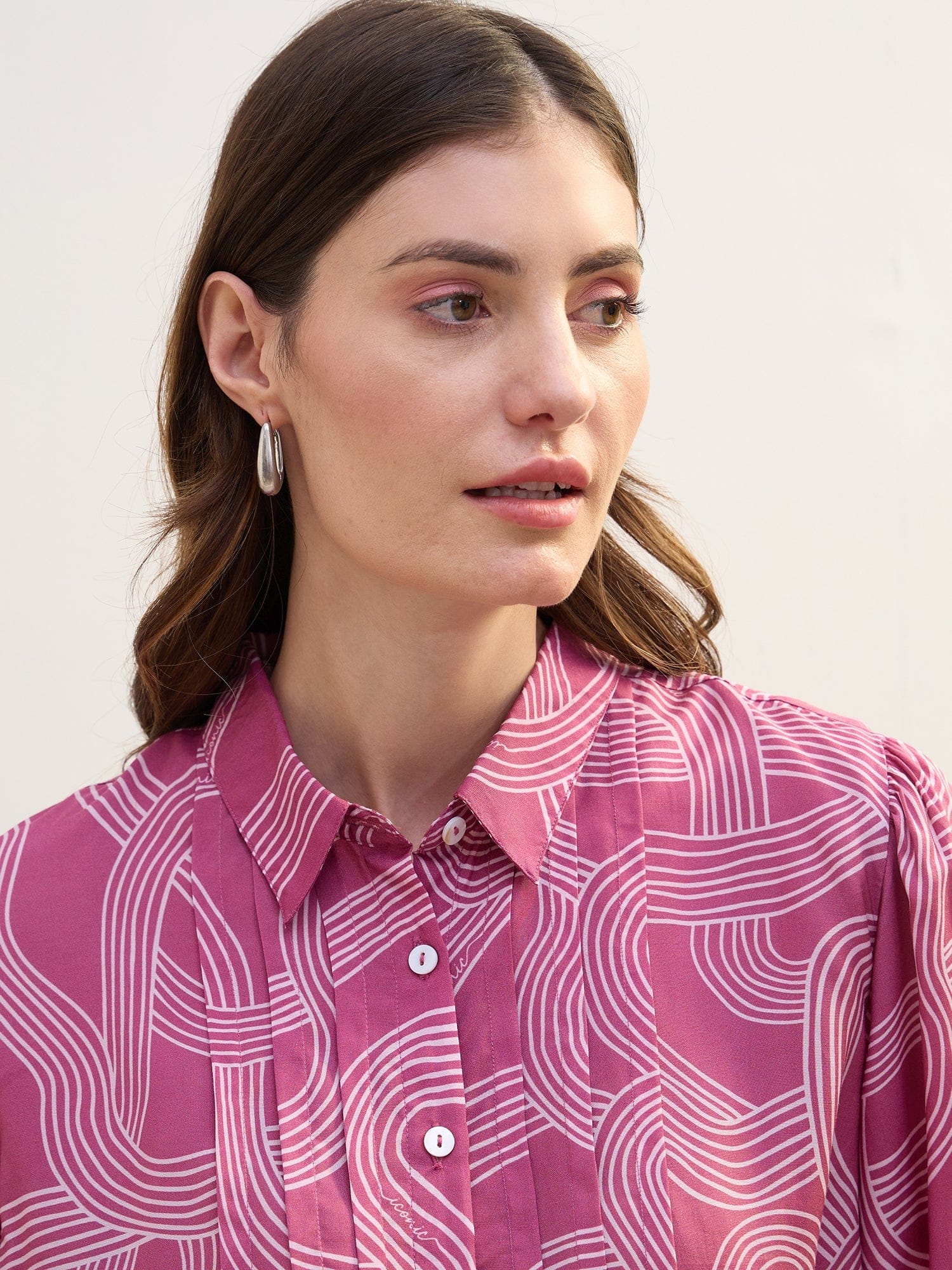 Iconic Women Pink Printed Collar Shirt - Image 4