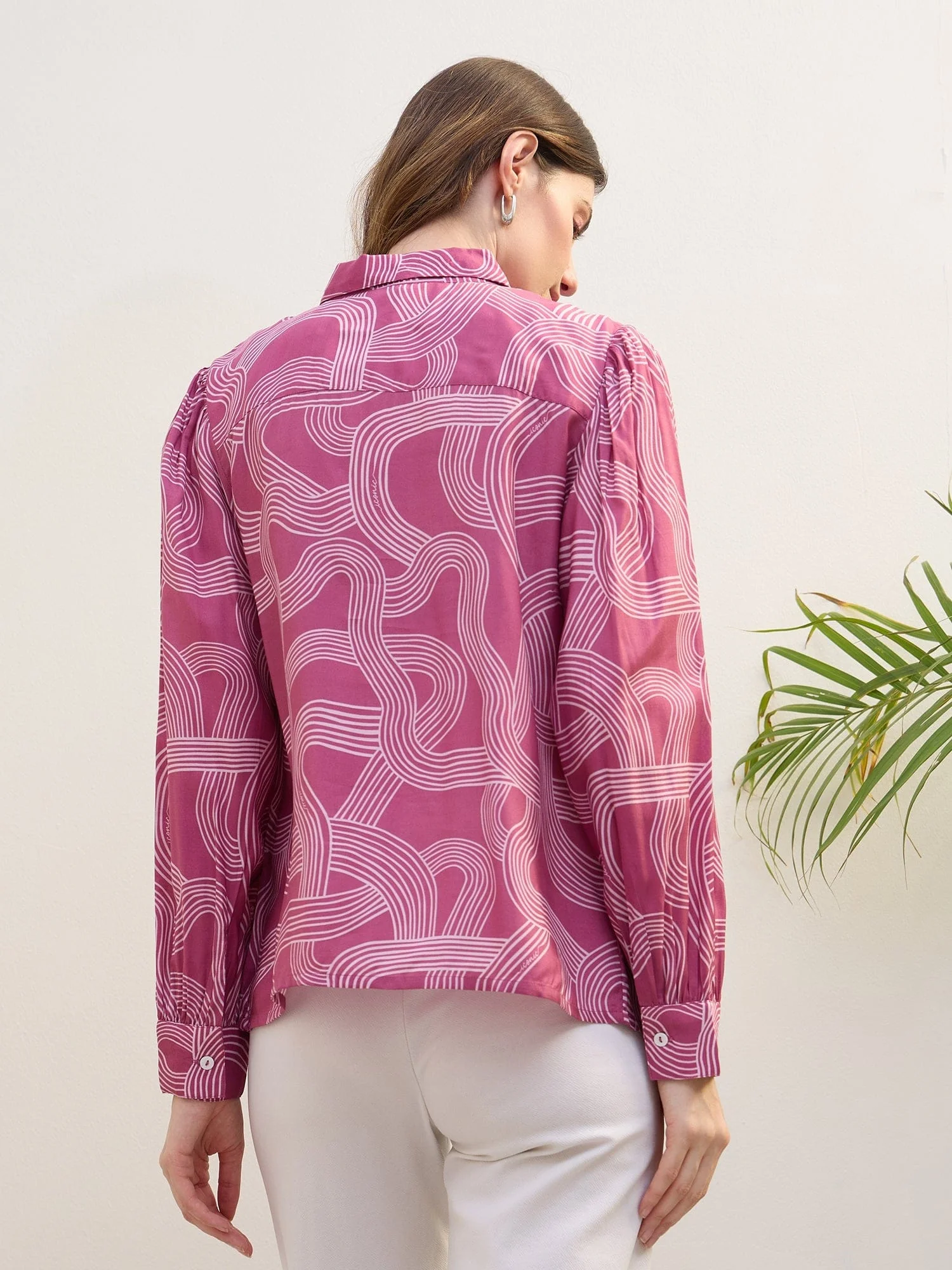 Iconic Women Pink Printed Collar Shirt - Image 5
