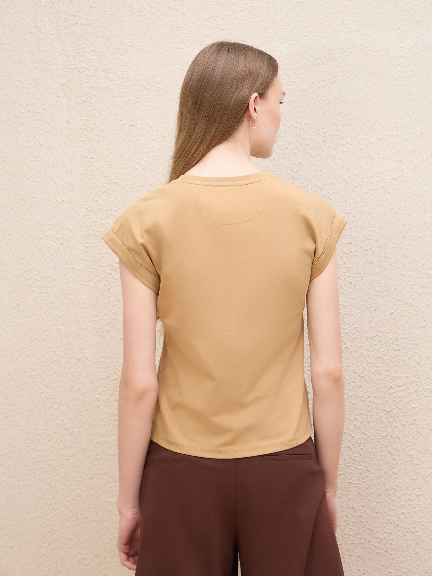 Iconic Women Beige Solid Crew Neck Tshirt - Image 3