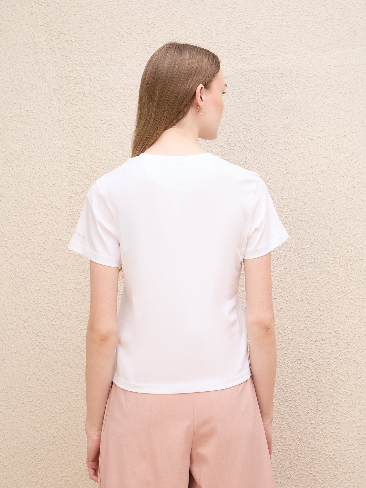 Iconic Women White Solid Crew Neck Tshirt - Image 3