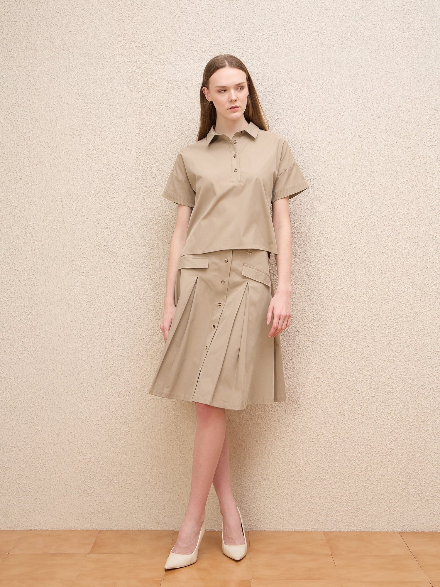 Iconic Women Beige Solid Collar Top - Image 3