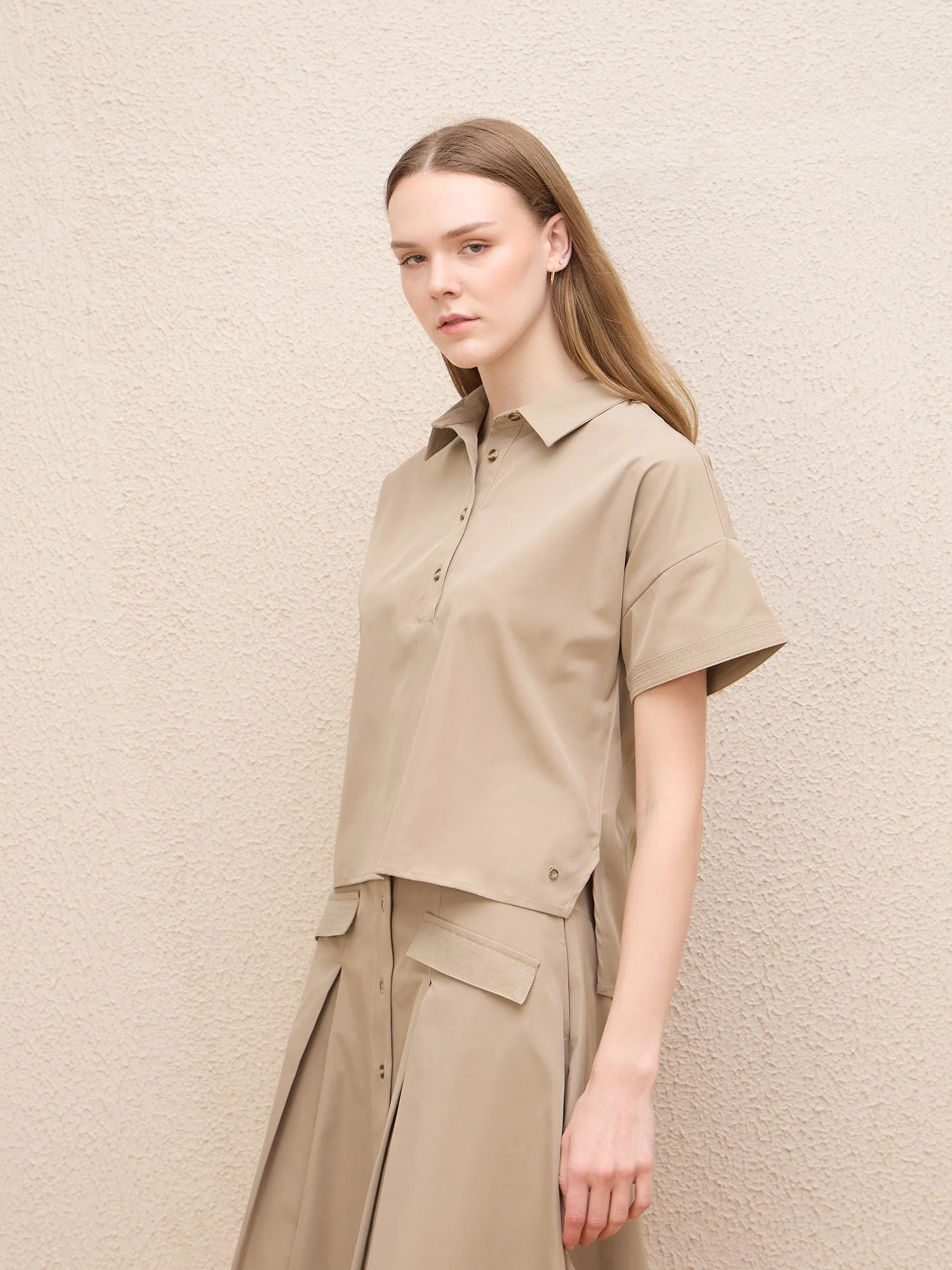Iconic Women Beige Solid Collar Top - Image 5