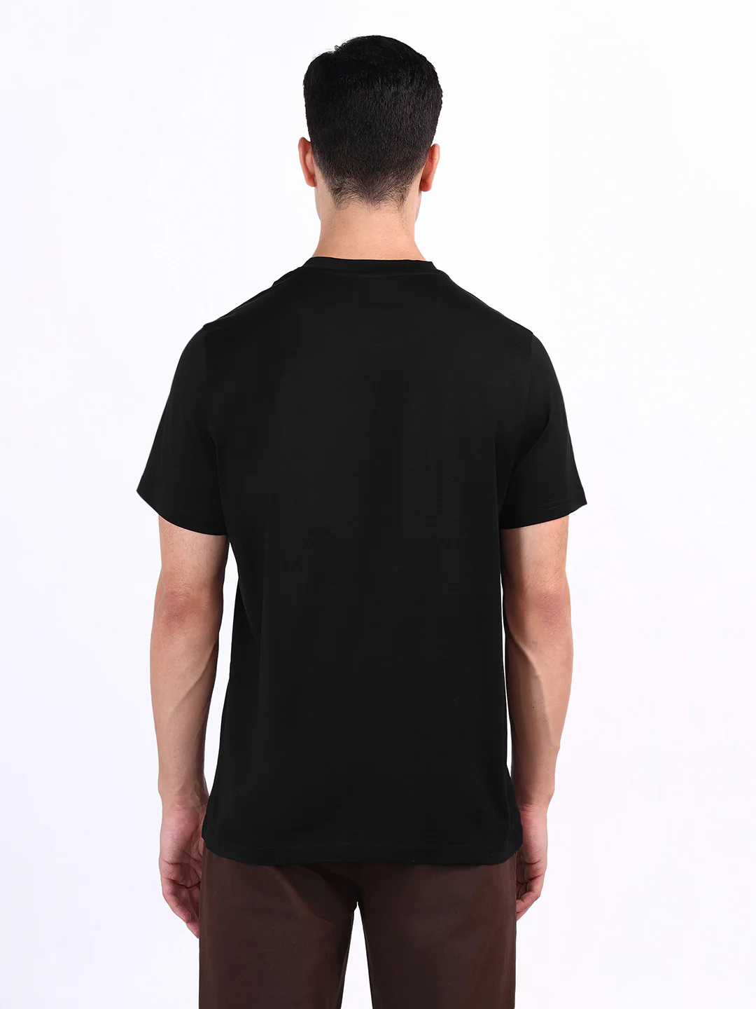 Iconic Men Black Solid Crew Neck Tshirt - Image 4