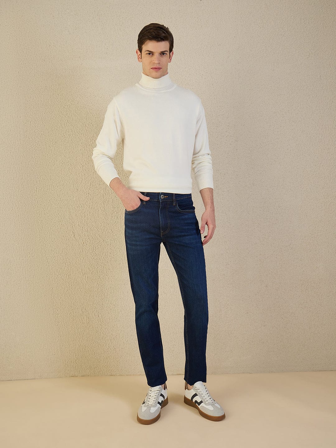 Iconic Men Navy Blue Solid Slim Fit Jeans - Image 5