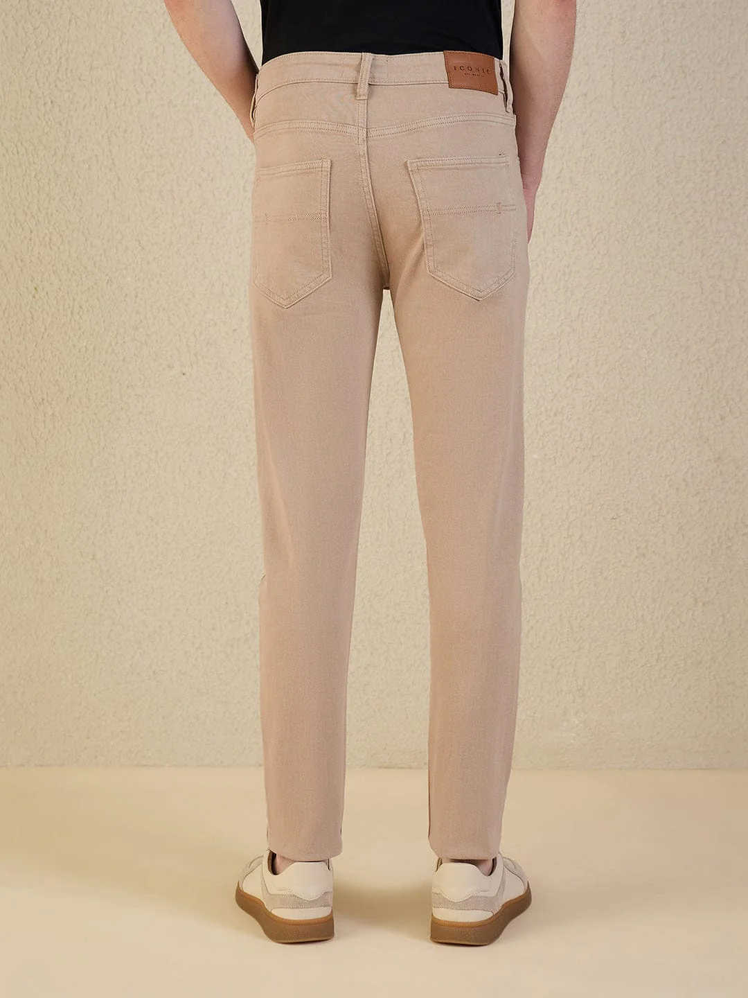 Iconic Men Brown Solid Slim Fit Jeans - Image 2