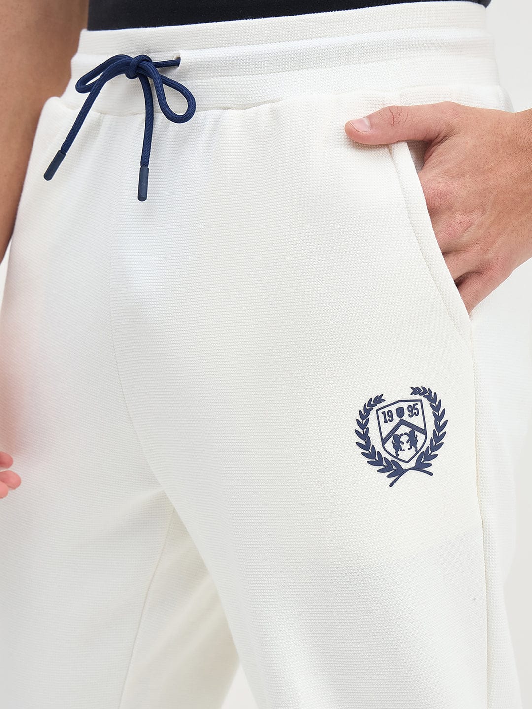 ICONIC Men White Relaxed Fit Sweat Pant - Image 4
