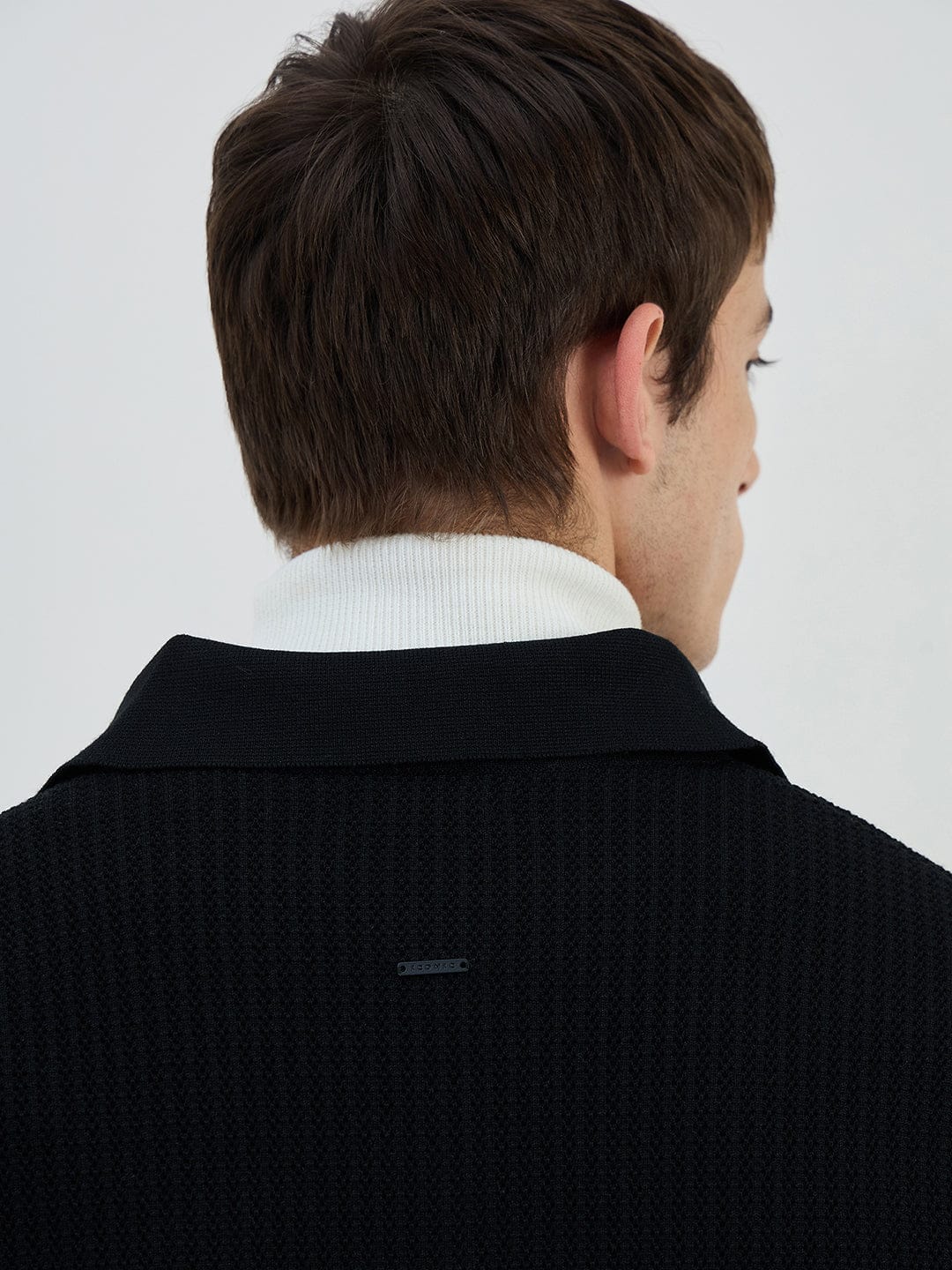 Iconic Men Black Solid Collared Sweatshirt - Image 7