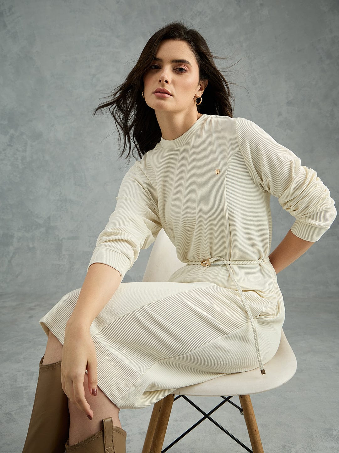 Iconic Women Cream Solid Round Neck Straight Fit Dress - Image 6