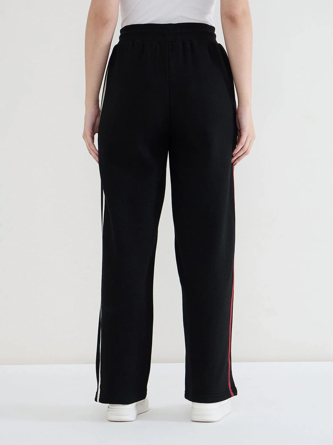 Iconic Women Black Solid Straight Fit Sweat Pant - Image 2