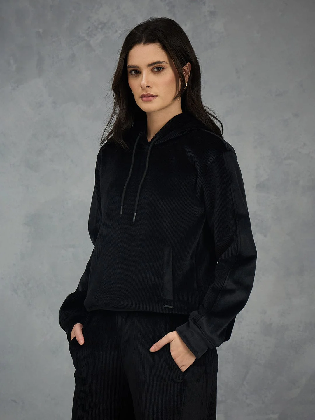 Iconic Women Black Solid Hoodie - Image 3