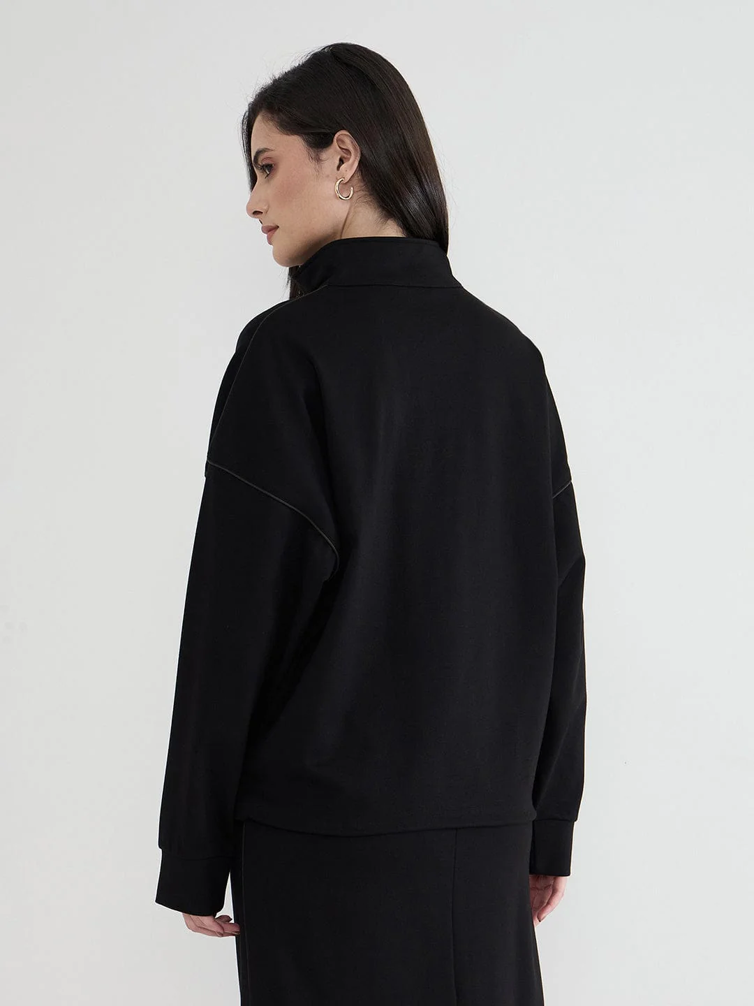 Iconic Women Black Solid Collared Sweatshirt - Image 4