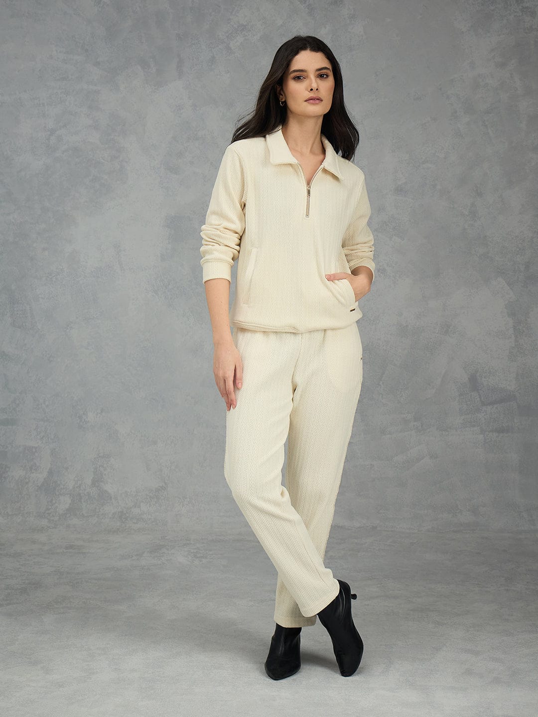 Iconic Women Cream Solid Collared Sweatshirt - Image 6