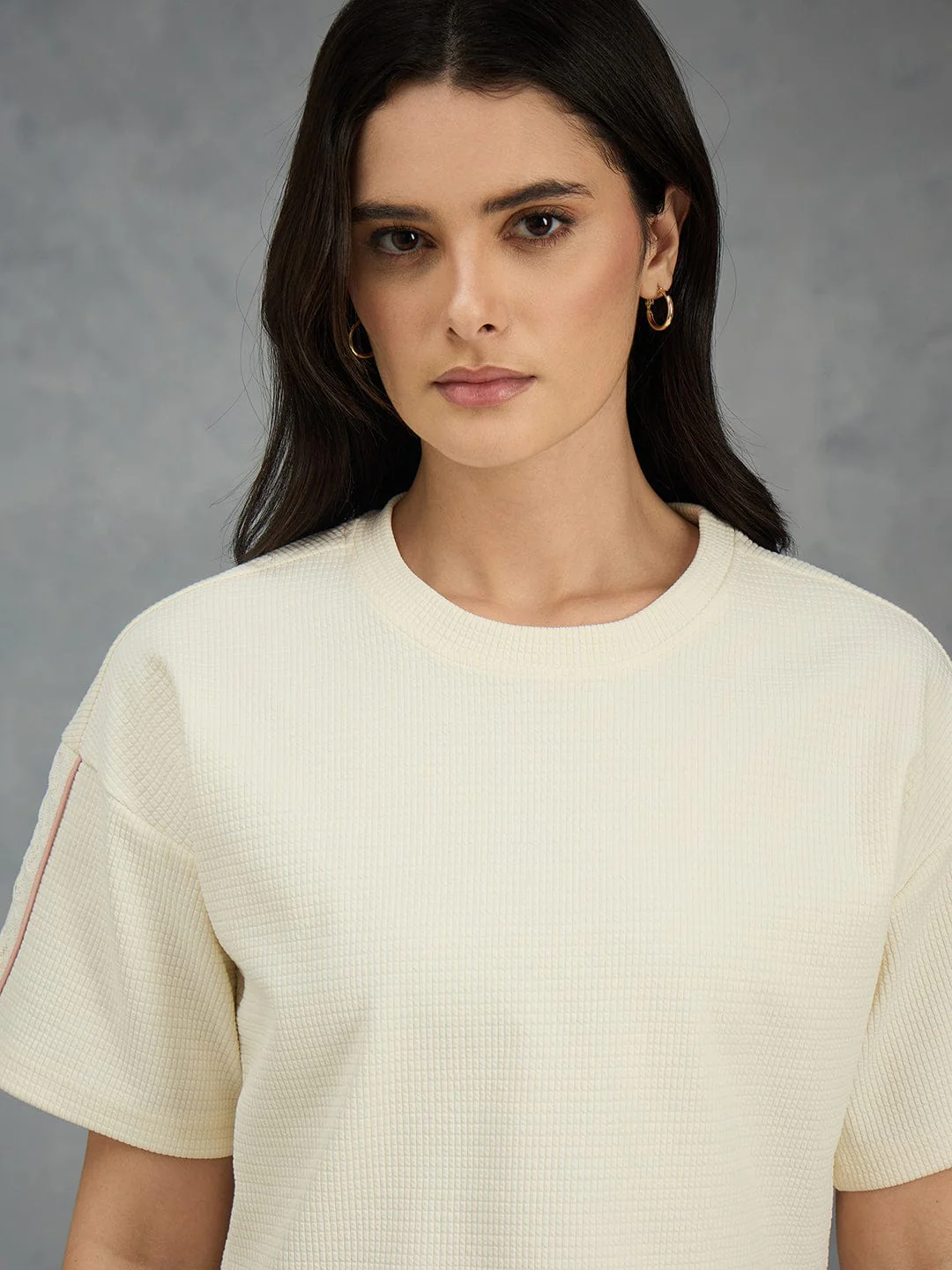 Iconic Women Cream Solid Round Neck T-Shirt - Image 3