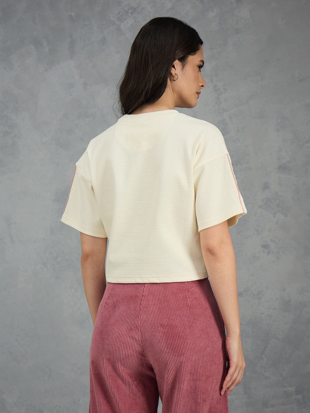 Iconic Women Cream Solid Round Neck T-Shirt - Image 4