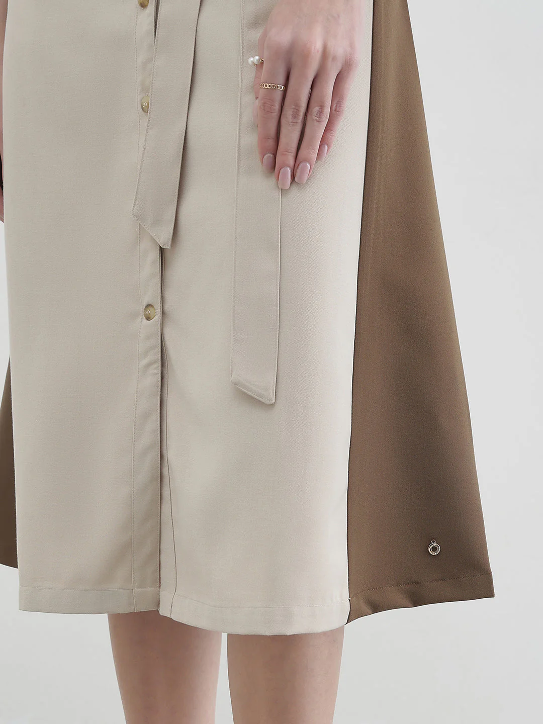 Iconic Women Beige Colorblock Regular Fit Dress - Image 7