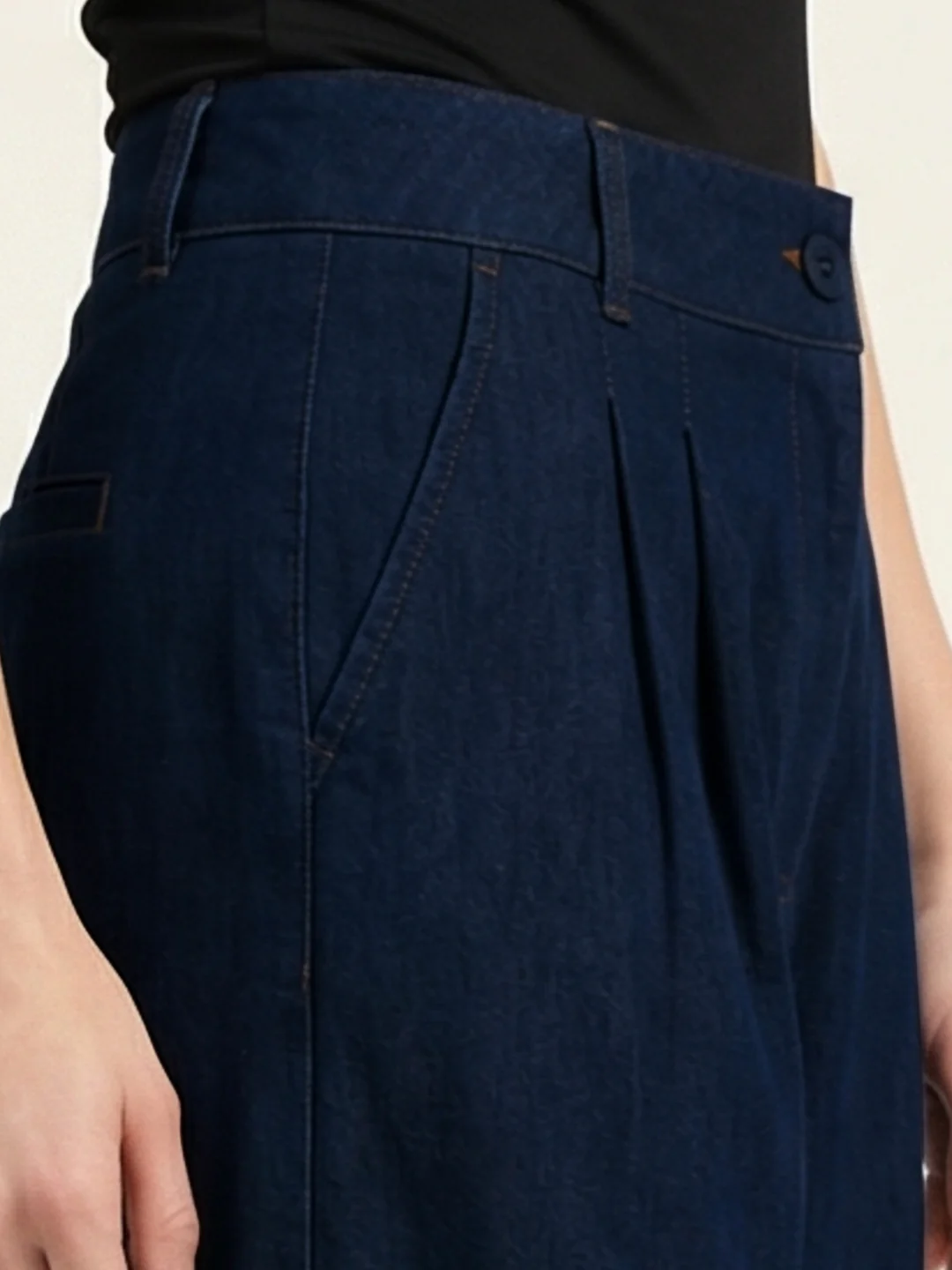 Iconic Women Navy Blue Solid Wide Leg Trouser - Image 4