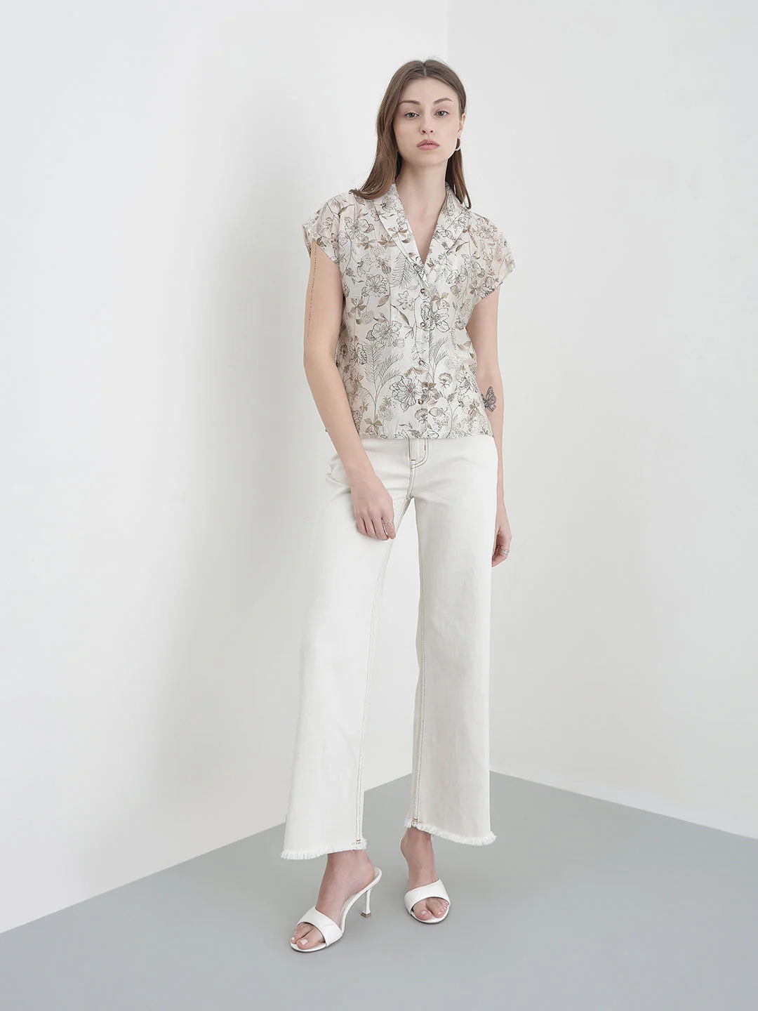 Iconic Women Cream Floral Loose Fit Shirt - Image 4