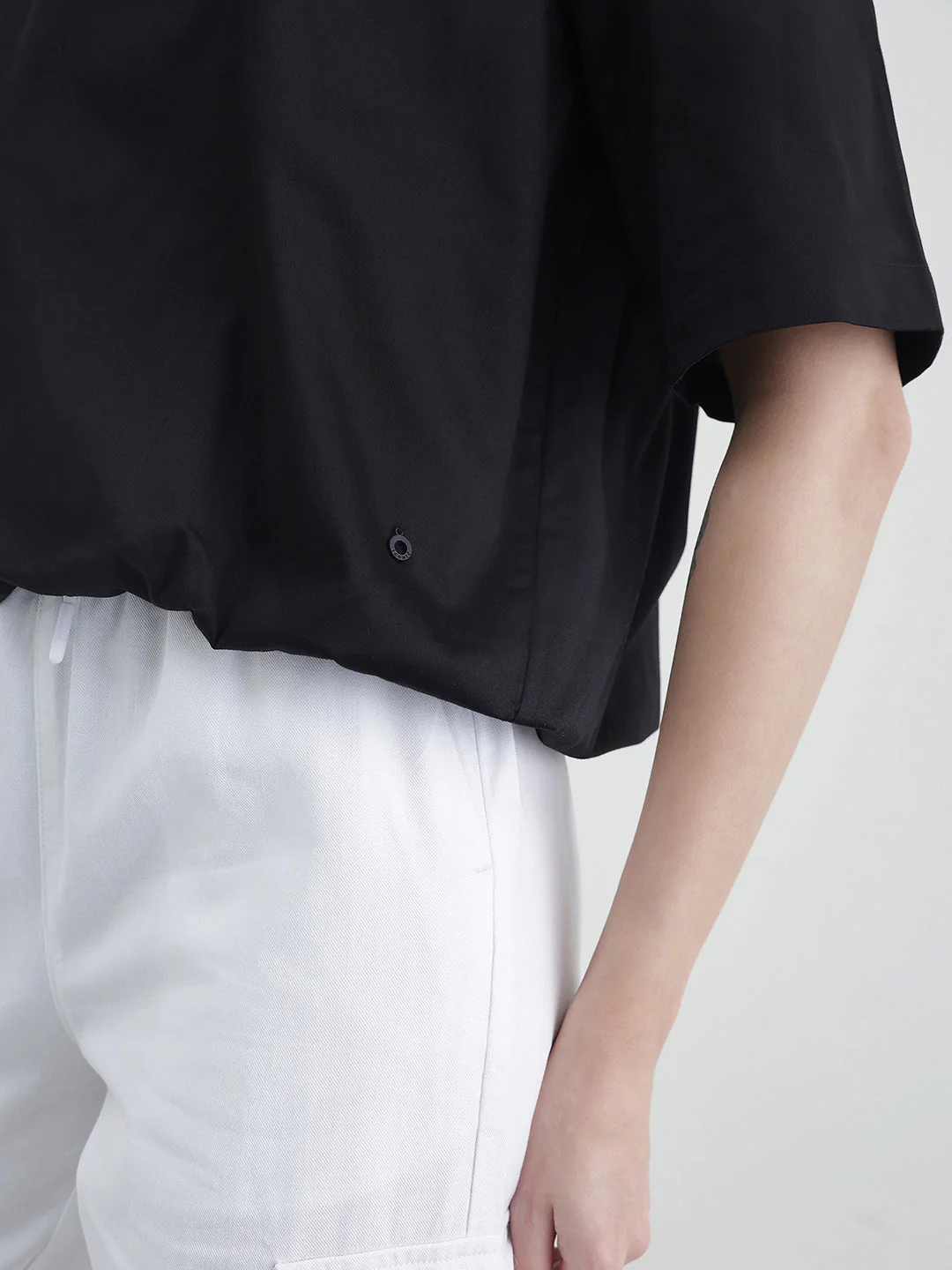 Iconic Women Black Solid Loose Fit Pure Cotton Top - Image 6
