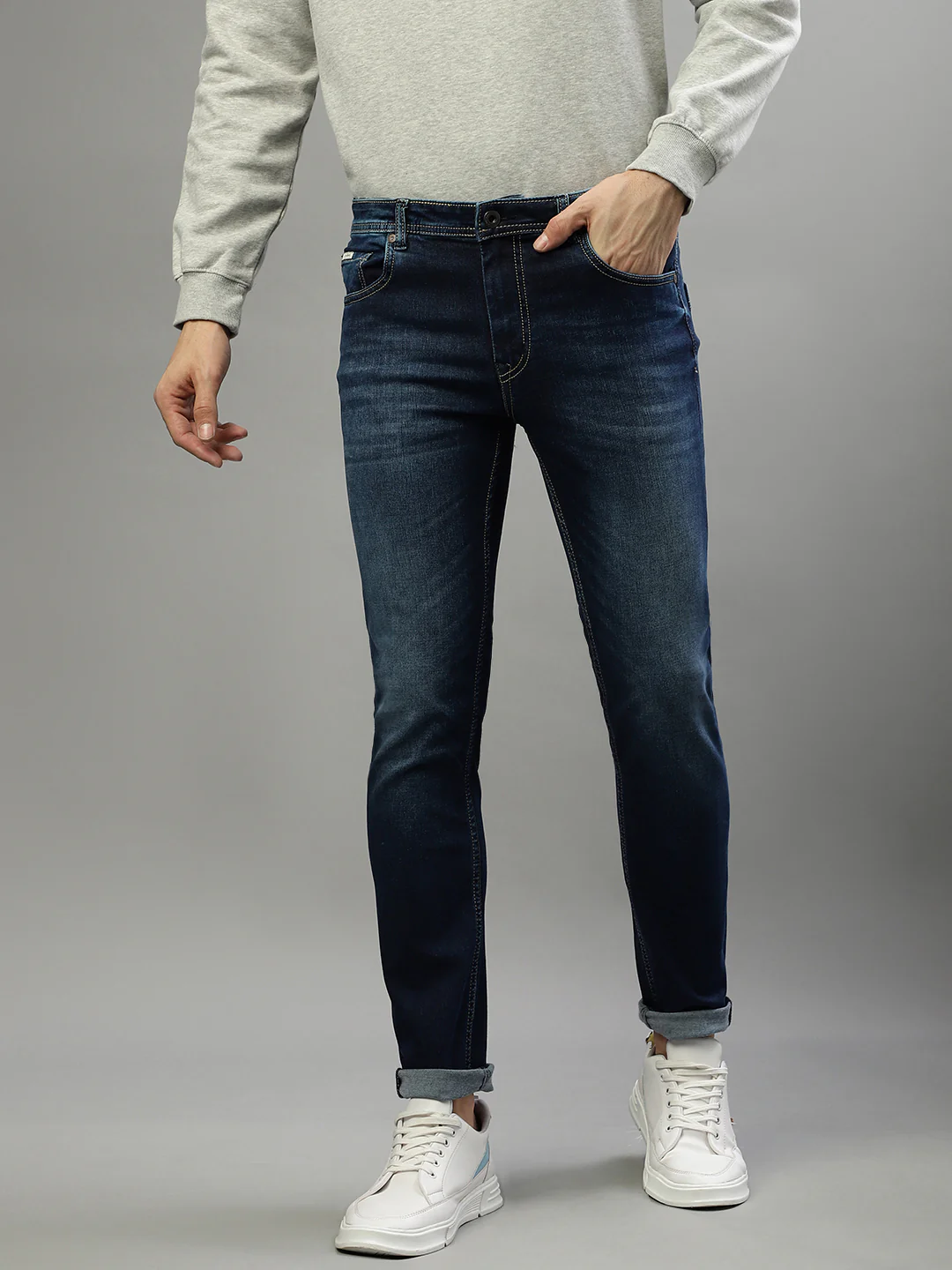 Lindbergh Men Slim Tapered Jeans - Image 6