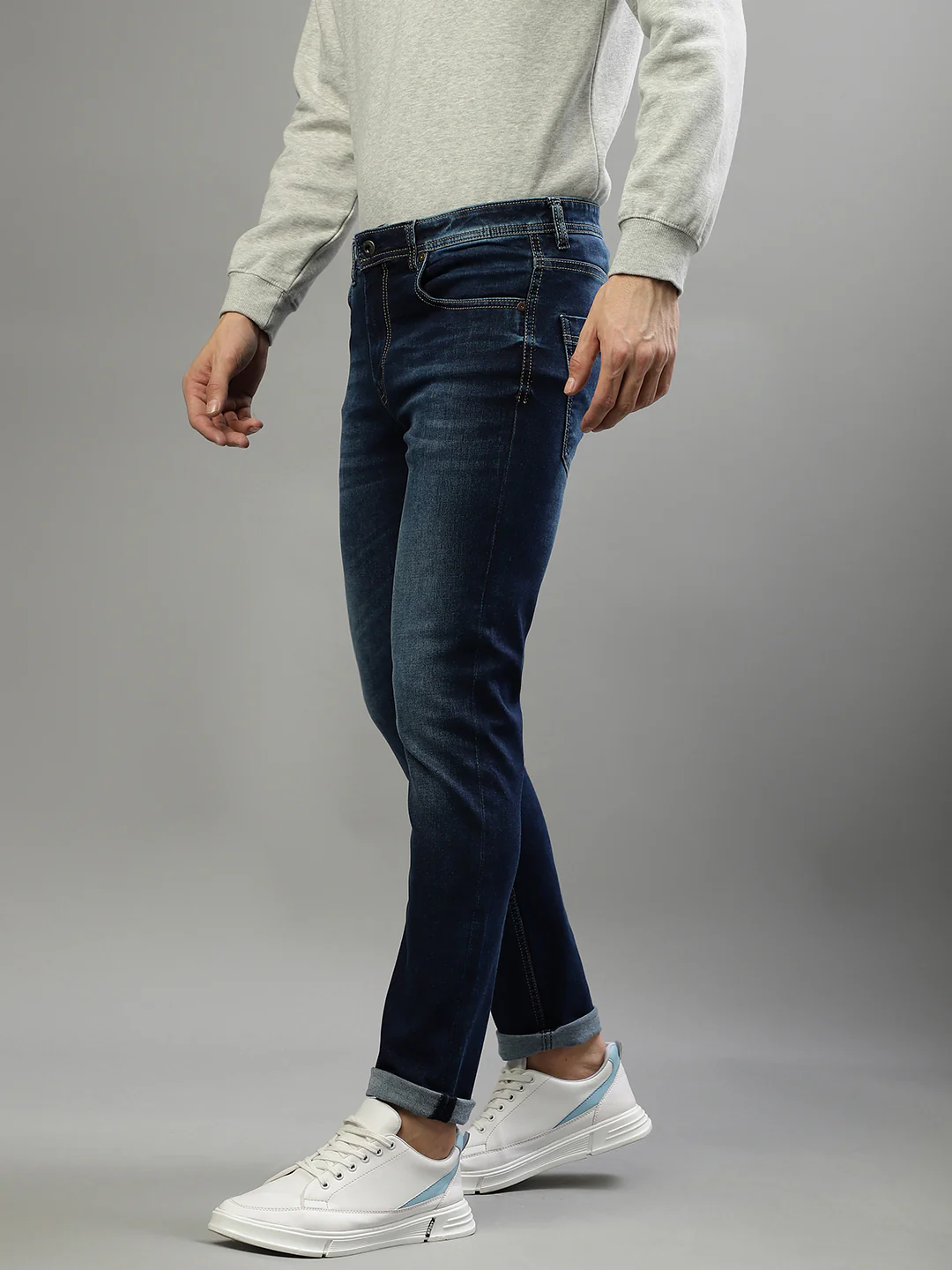 Lindbergh Men Slim Tapered Jeans - Image 7