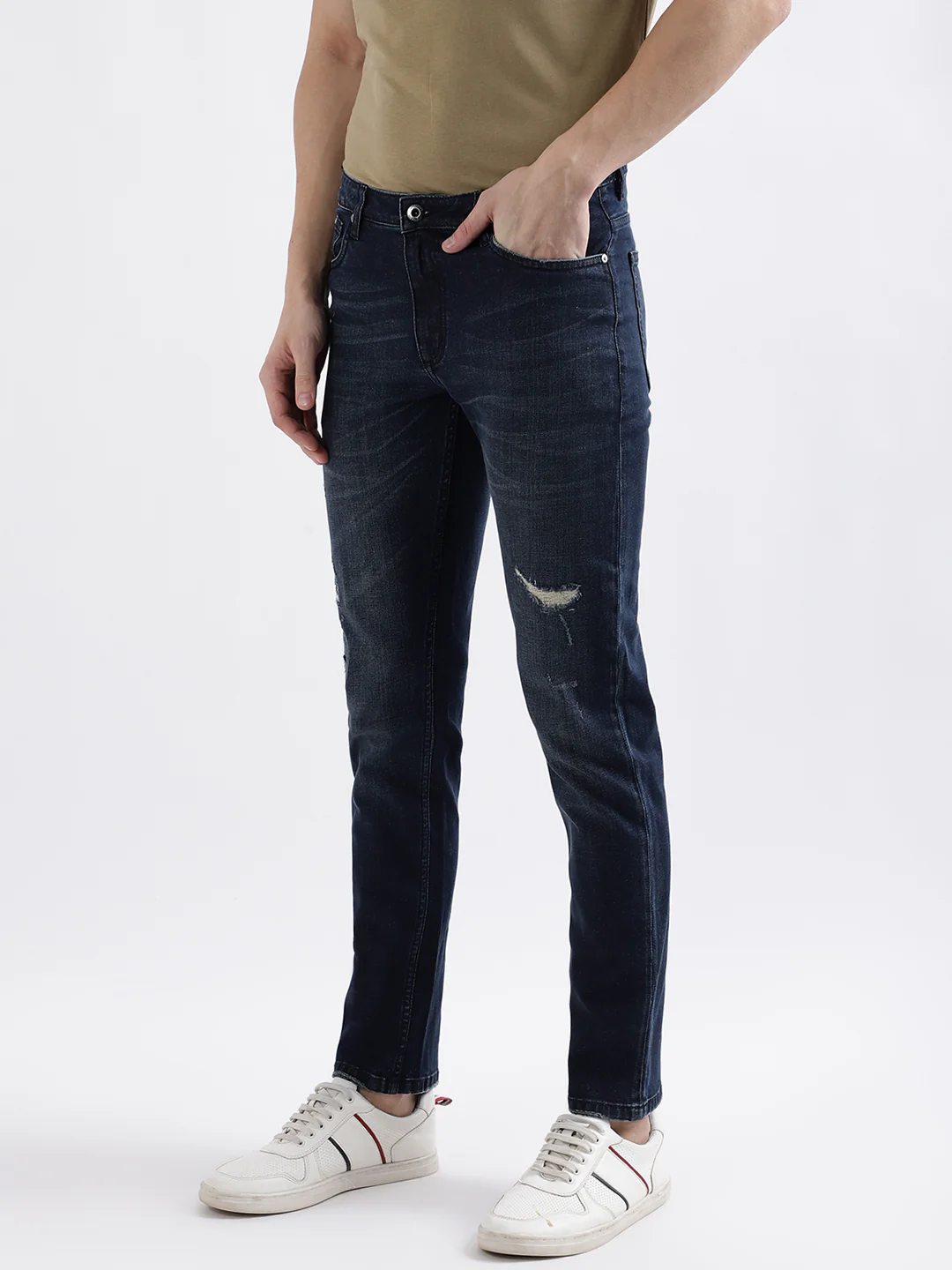 Lindbergh Men Blue Solid Slim Fit Jeans - Image 2