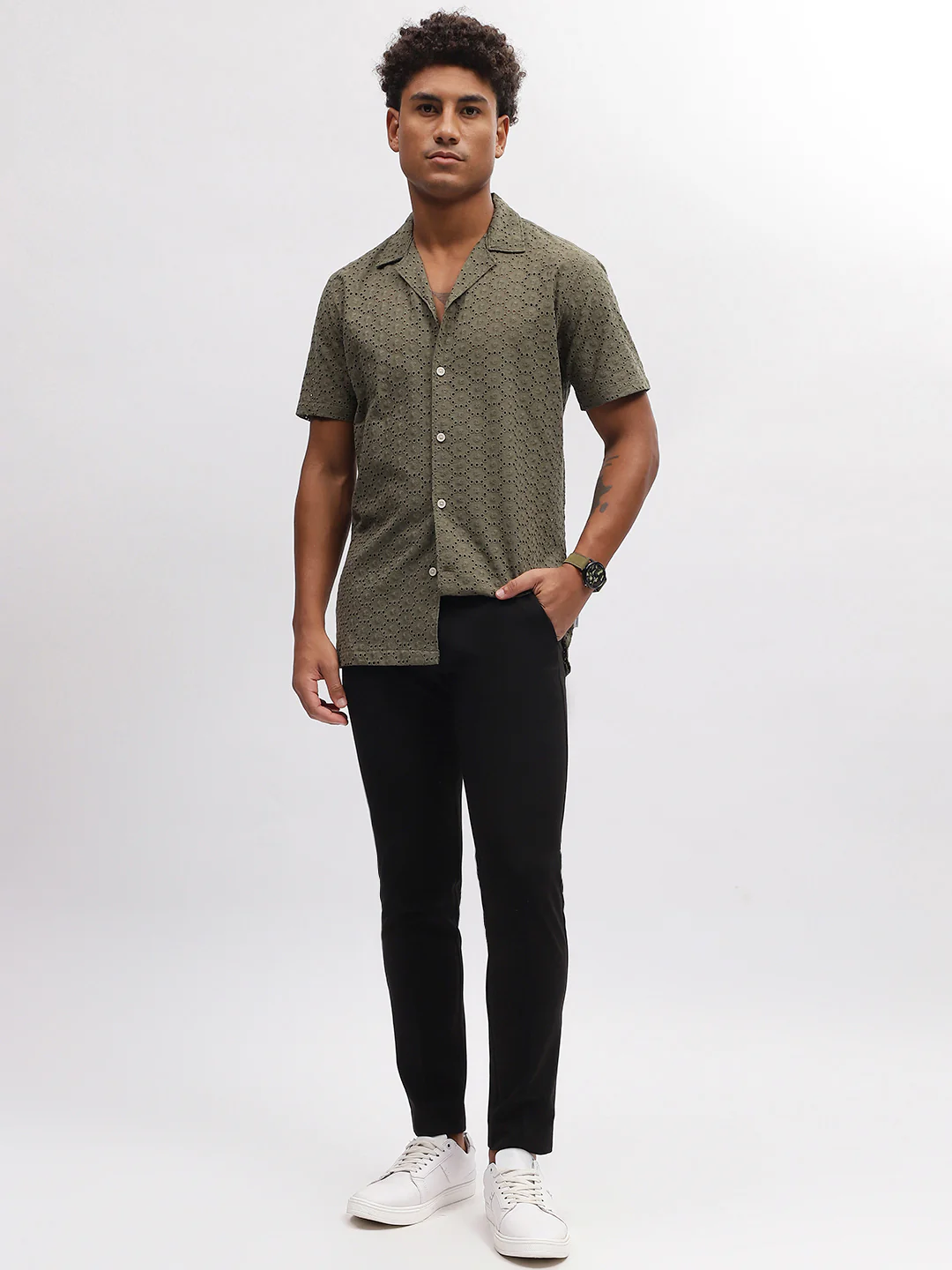 Lindbergh Men Black Solid Slim Fit Trouser - Image 5
