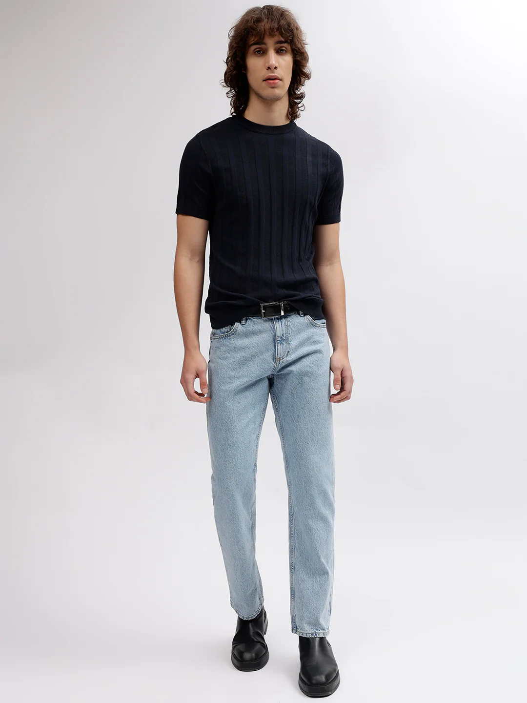 Lindbergh Men Blue Solid Oversized Mid-Rise Jeans - Image 4