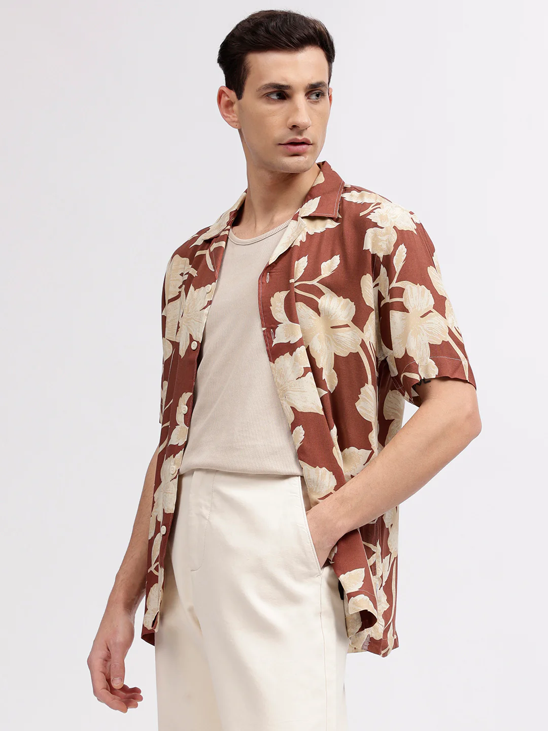 Lindbergh Men Red Floral Print Resort Collar Short Sleeves Shirt - Image 3