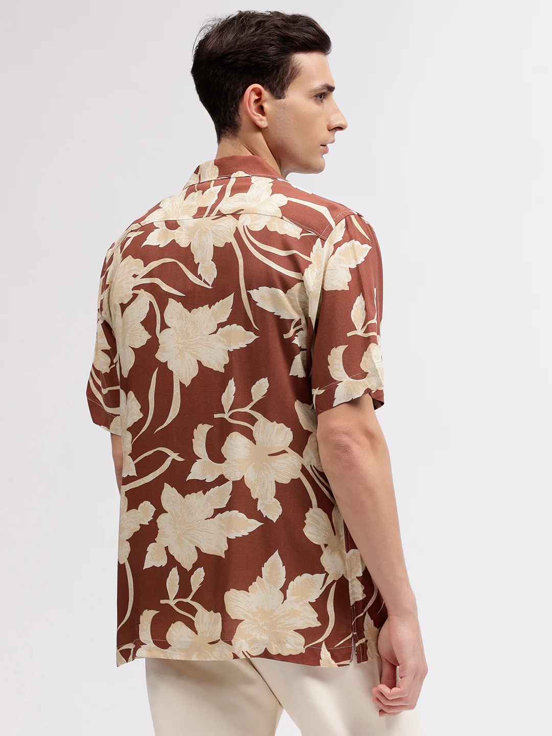 Lindbergh Men Red Floral Print Resort Collar Short Sleeves Shirt - Image 5