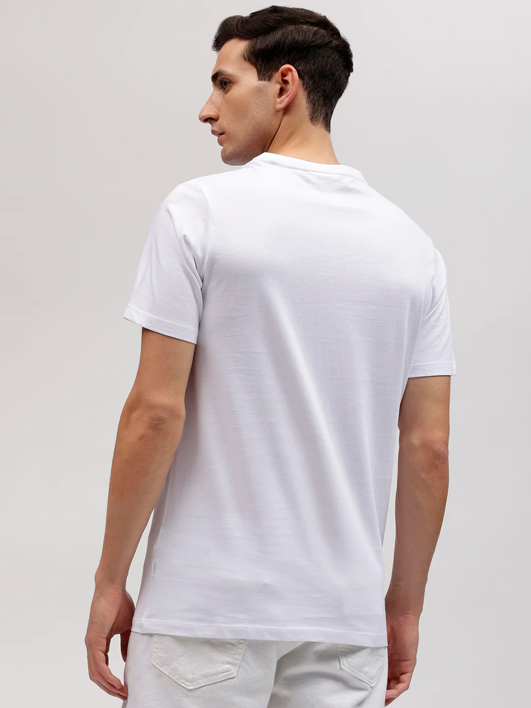 Lindbergh Men White Floral Print Round Neck Short Sleeves Tshirt - Image 4