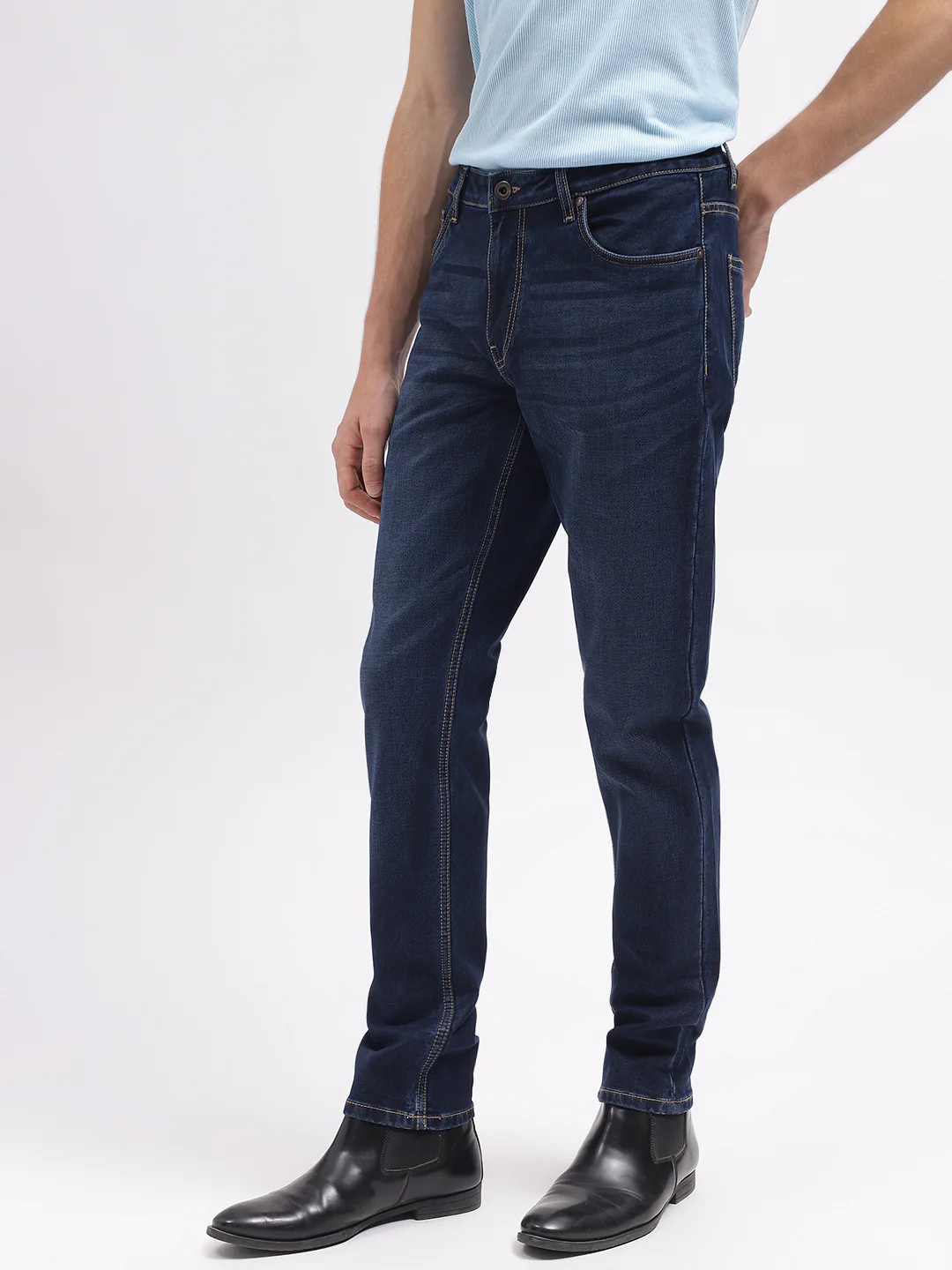 Lindbergh Men Blue Solid Slim Fit Mid-Rise Jeans - Image 2