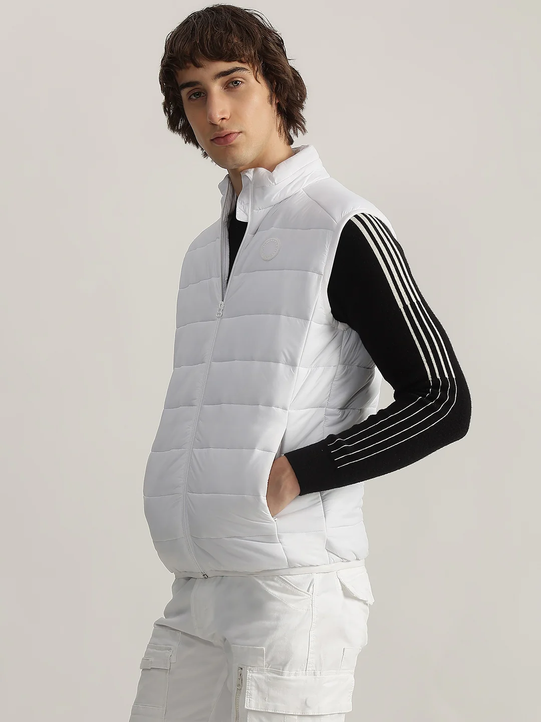 Lindbergh Men White Solid Stand Collar Sleeveless Puffer Jacket - Image 2