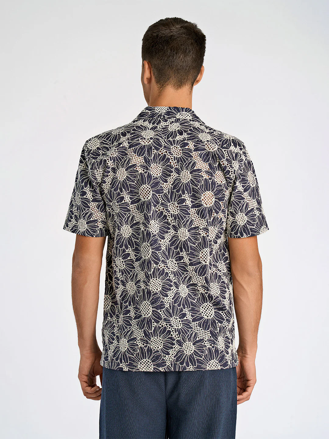 Lindbergh Men Blue Relaxed Fit Printed Shirt Collar Shirt - Image 2