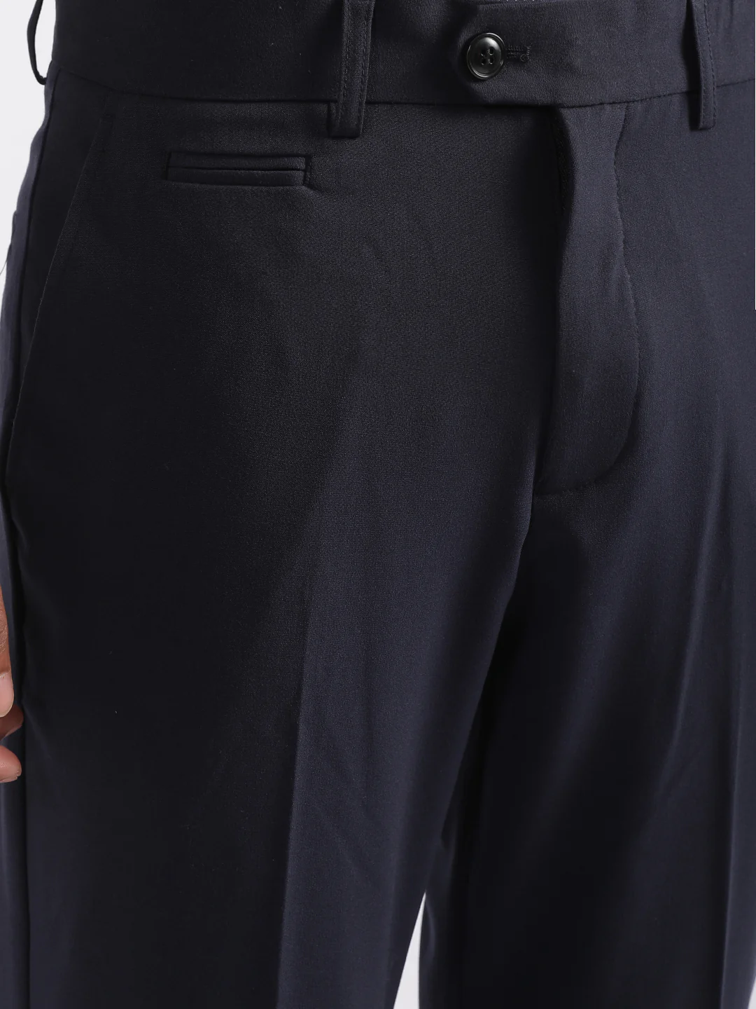 Lindbergh Men Navy Blue Solid Slim Fit Trouser - Image 6