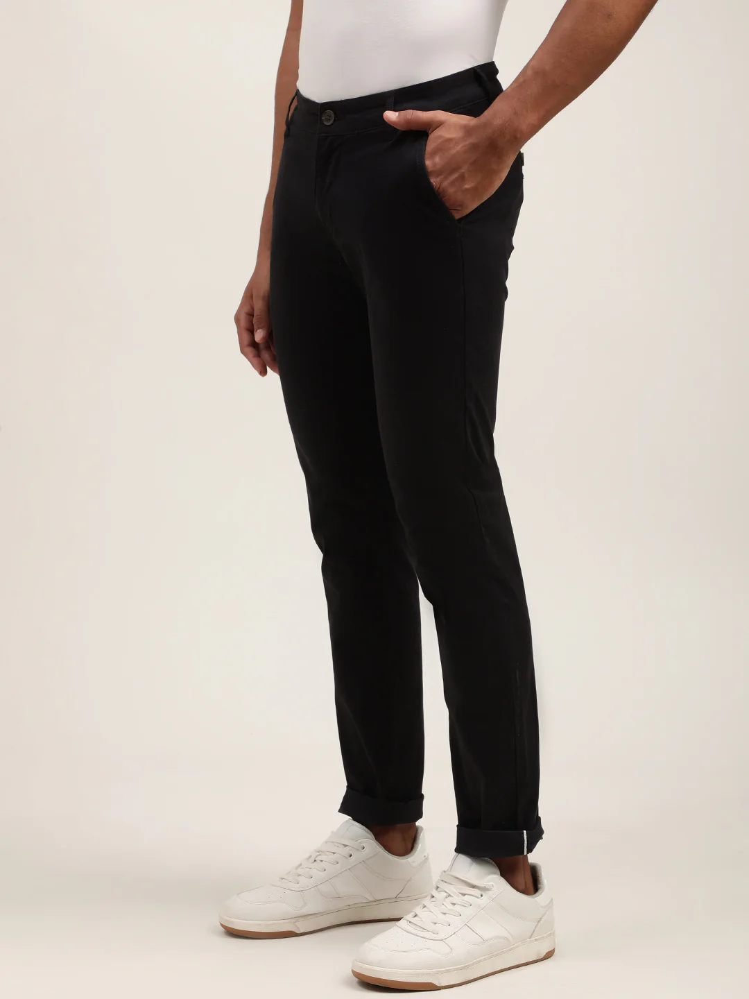 Lindbergh Men Navy Blue Solid Slim Fit Trouser - Image 2