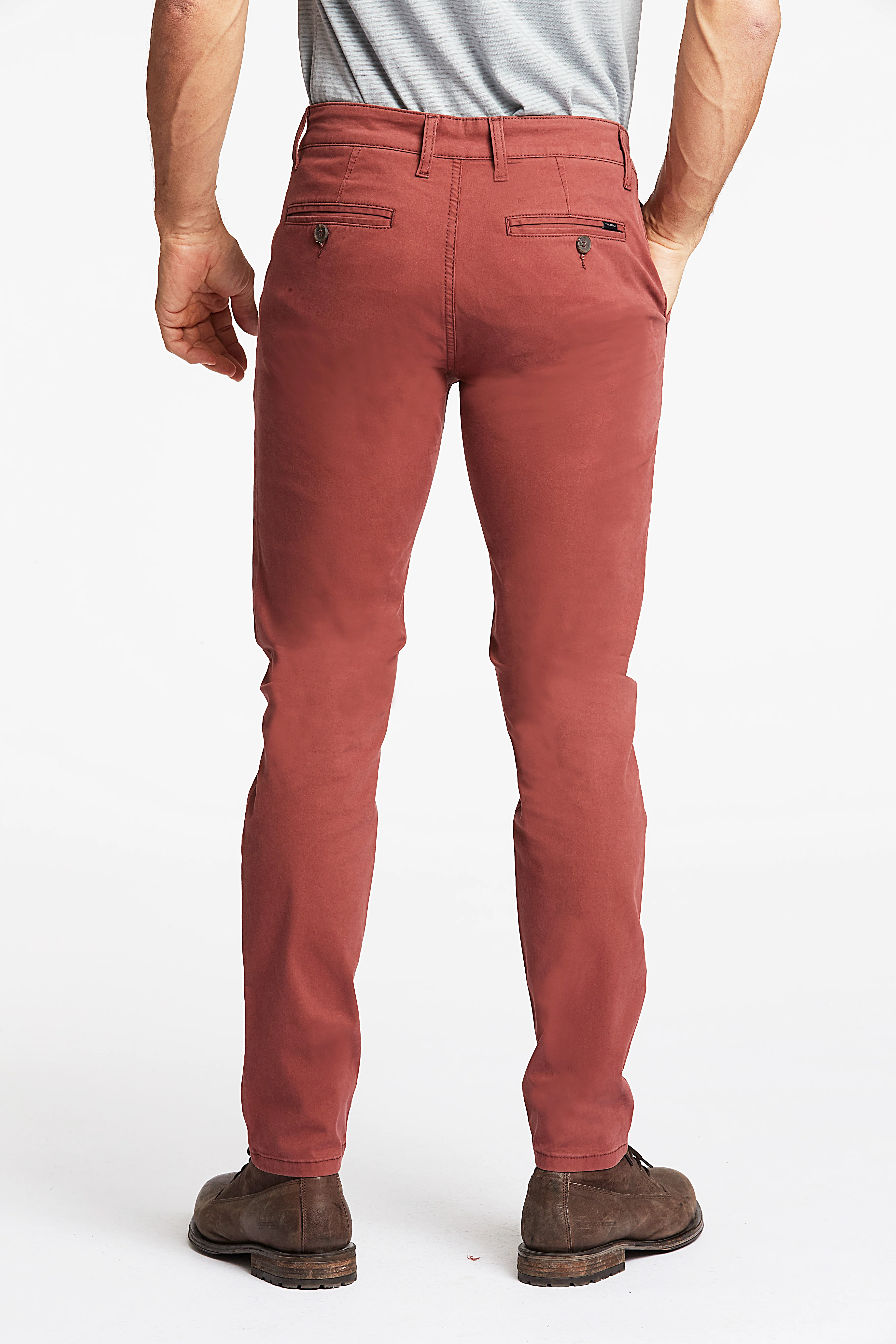 Lindbergh Men Red Solid Slim Fit Trouser - Image 2