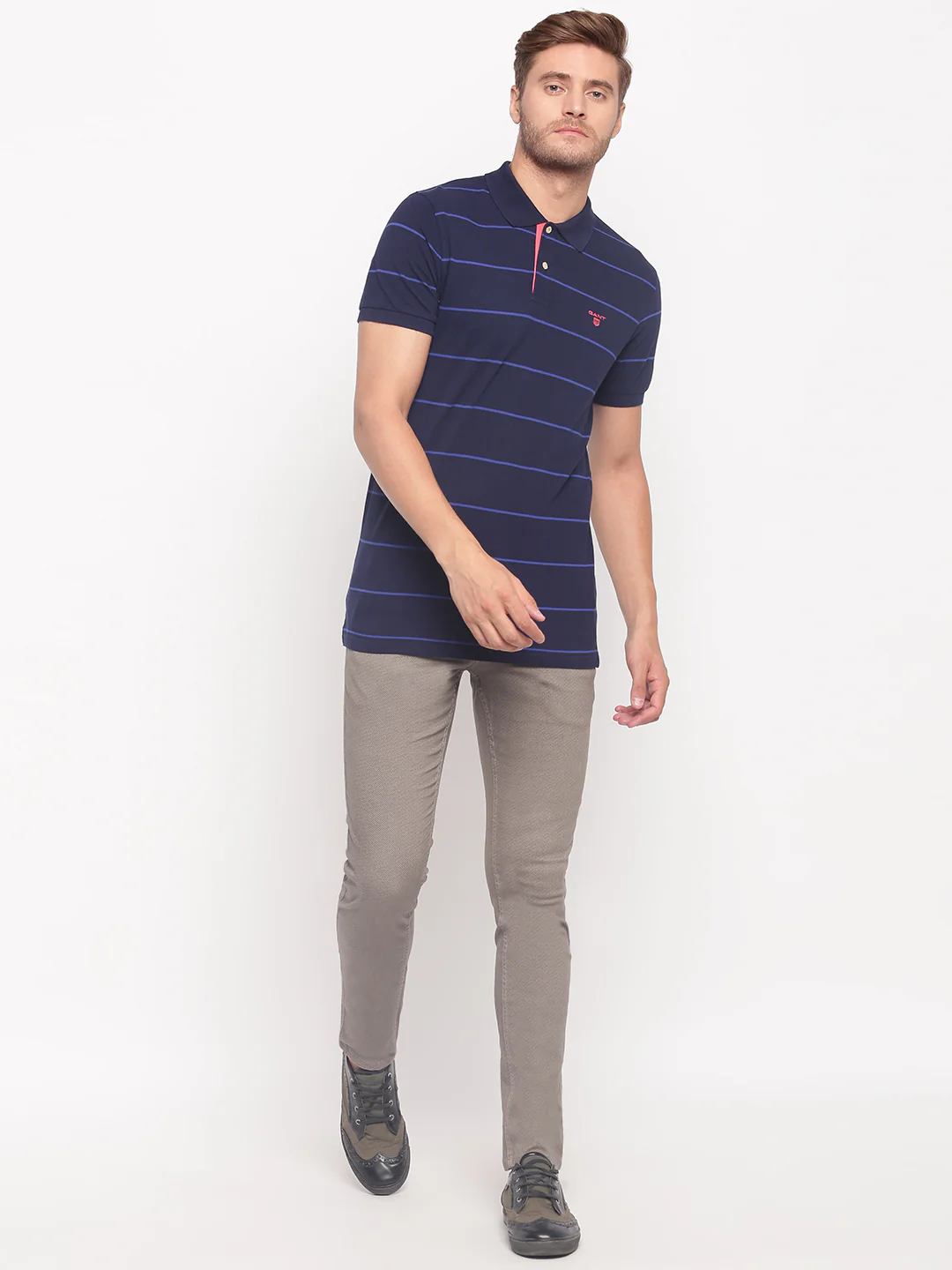 Lindbergh Men Beige Solid Regular Fit Trouser - Image 6