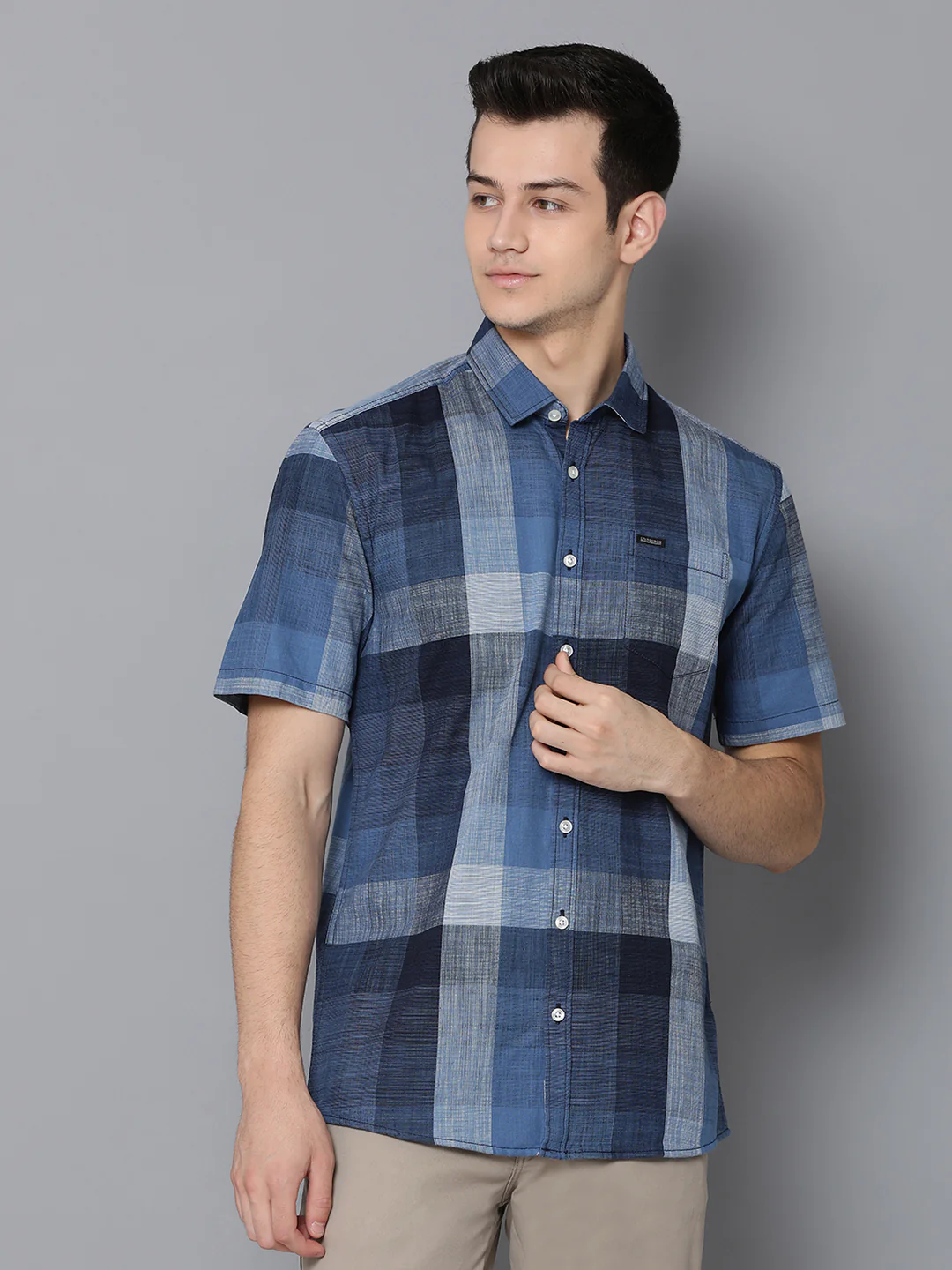 Lindbergh Men Blue Solid Collar Shirt