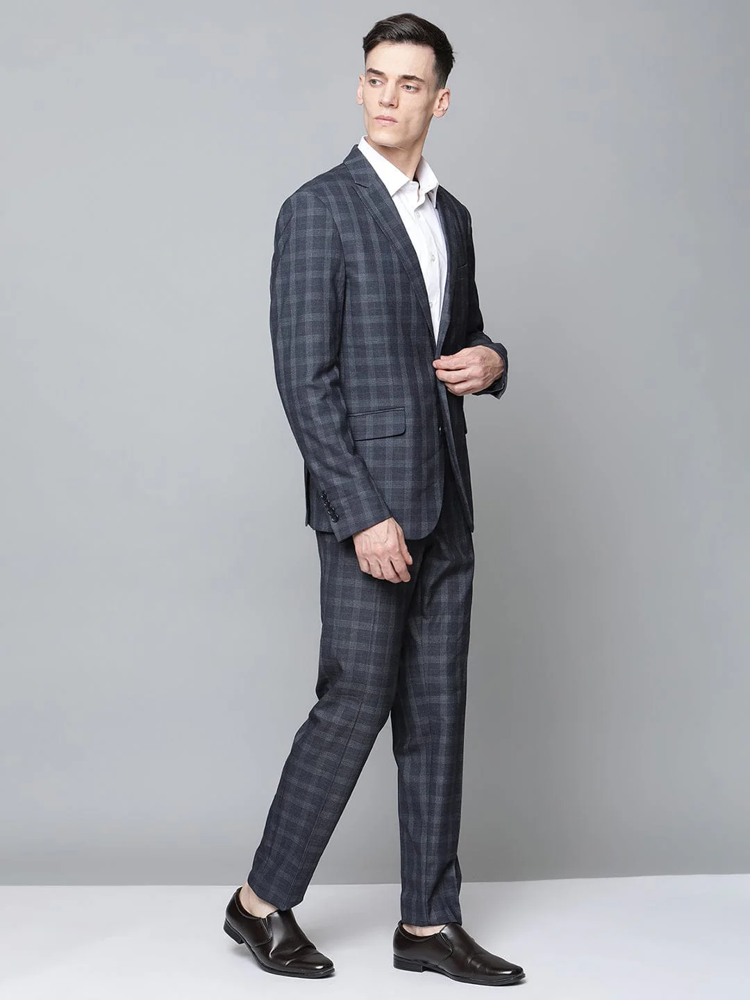 Lindbergh Men Collar Suit - Image 4