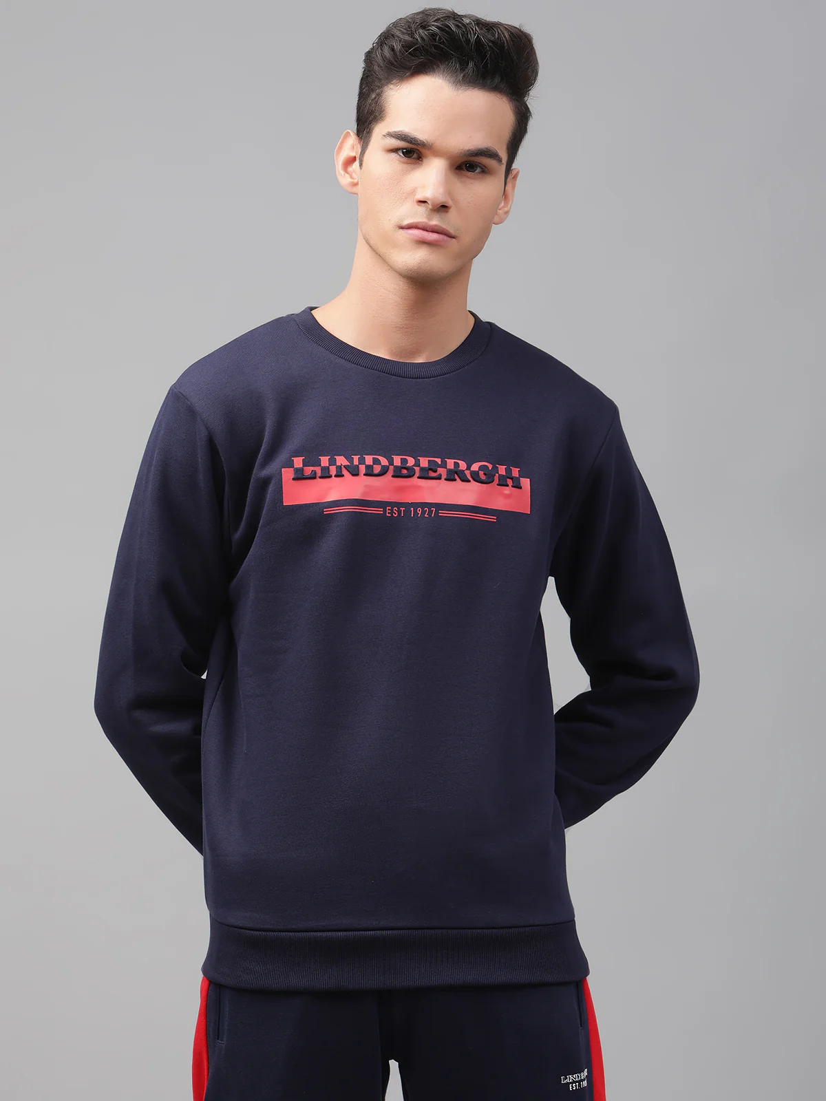Lindbergh Men Navy Blue Solid Round Neck Full Sleeves Sweatshirt