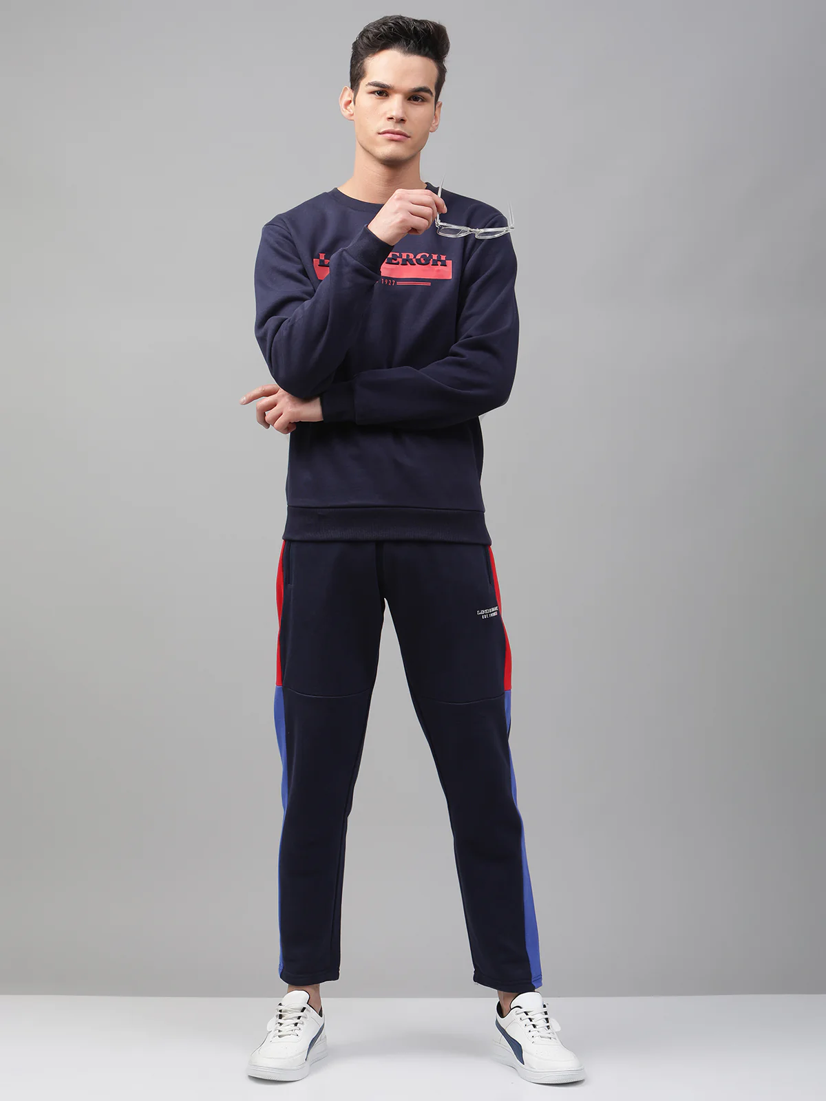 Lindbergh Men Navy Blue Solid Round Neck Full Sleeves Sweatshirt - Image 5