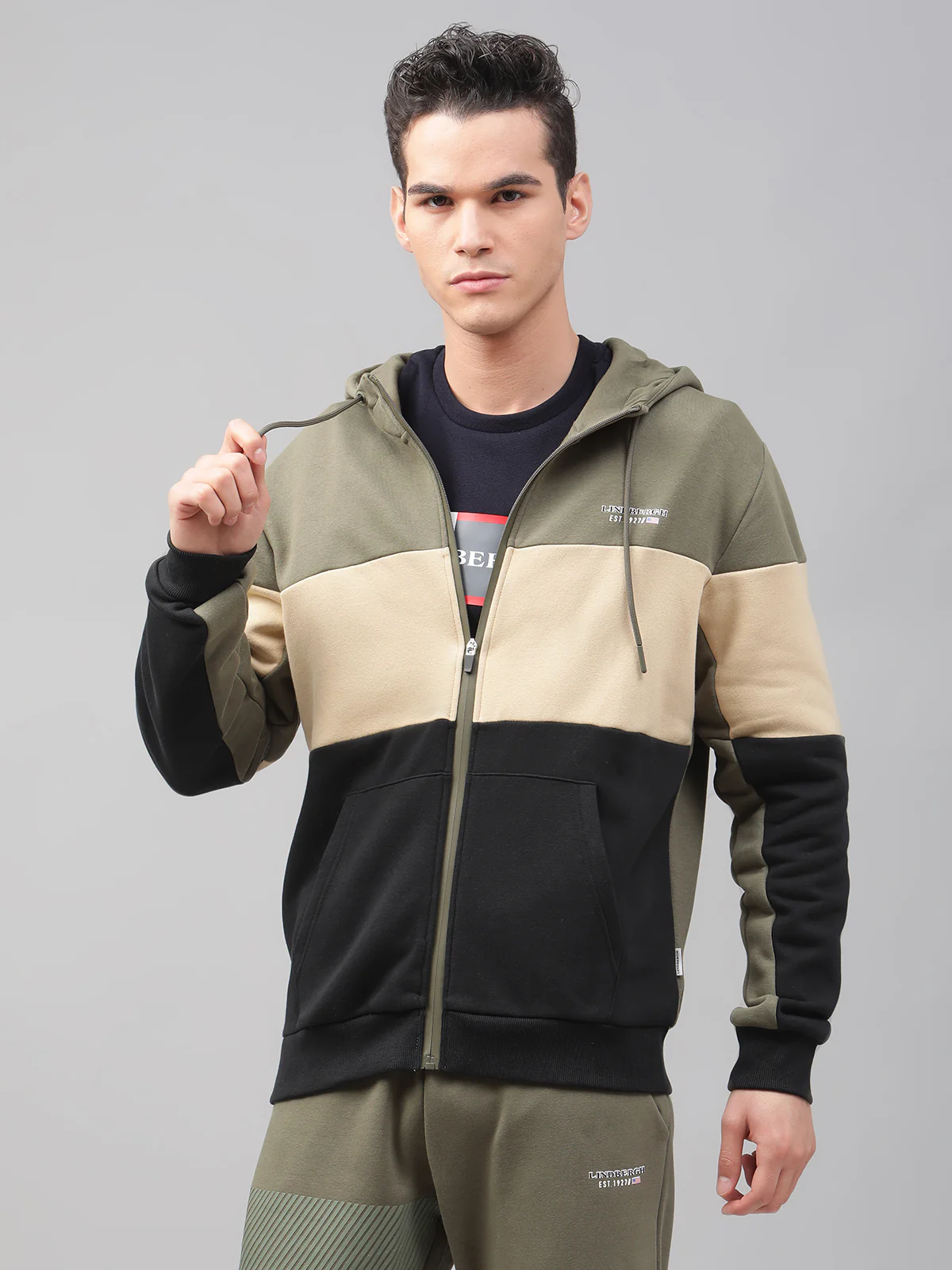 Lindbergh Men Black Solid Round Neck Sweatshirt - Image 3