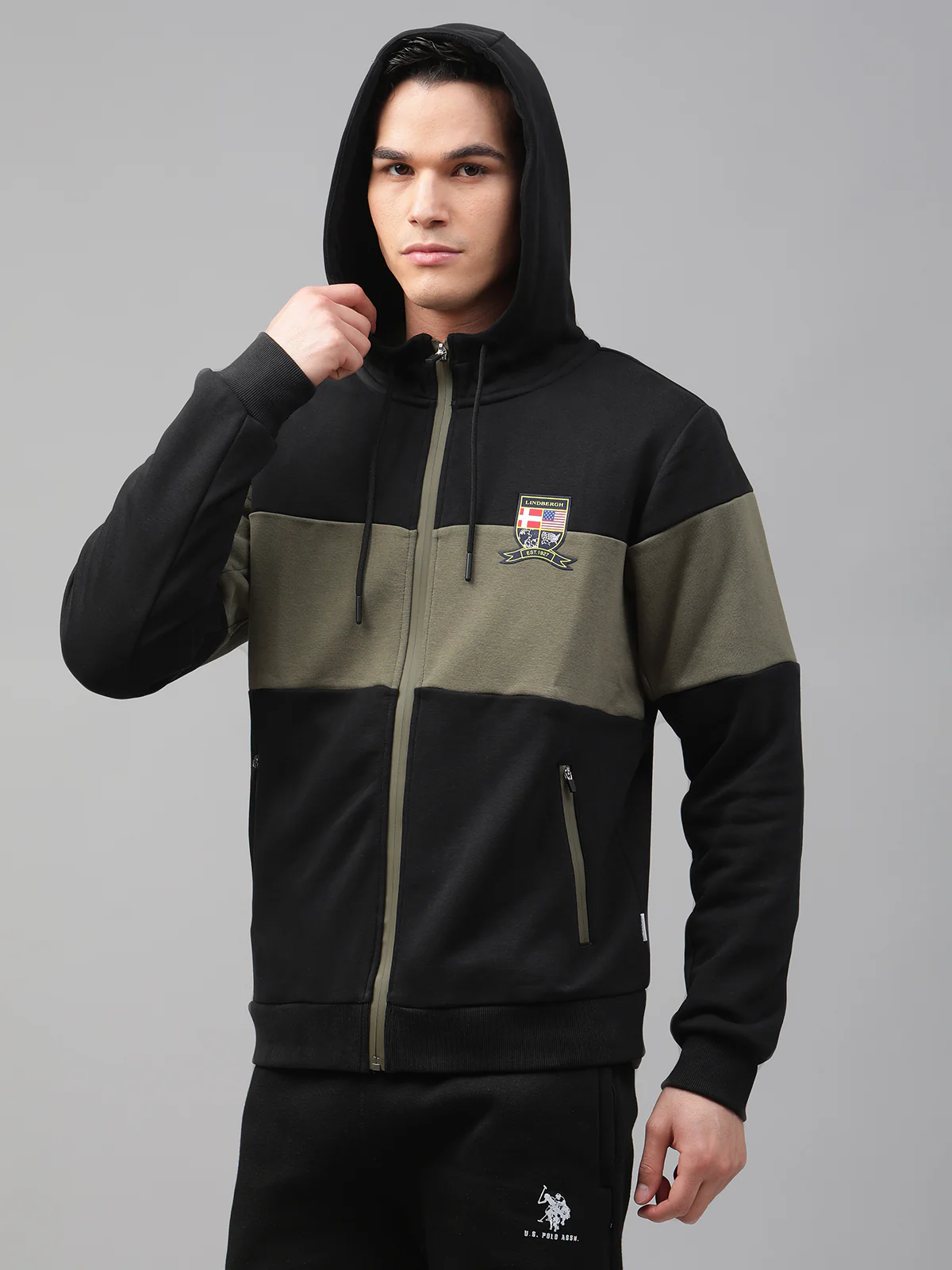 Lindbergh Men Black Solid Round Neck Sweatshirt - Image 3