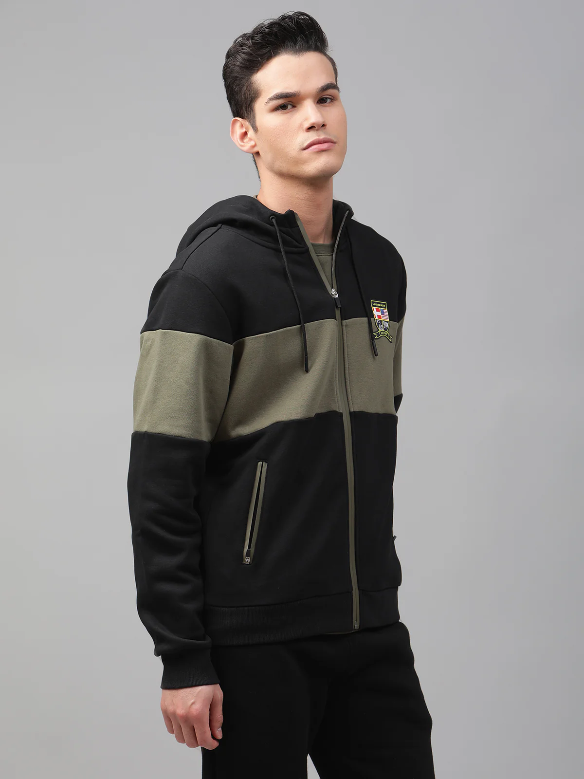 Lindbergh Men Black Solid Round Neck Sweatshirt - Image 4