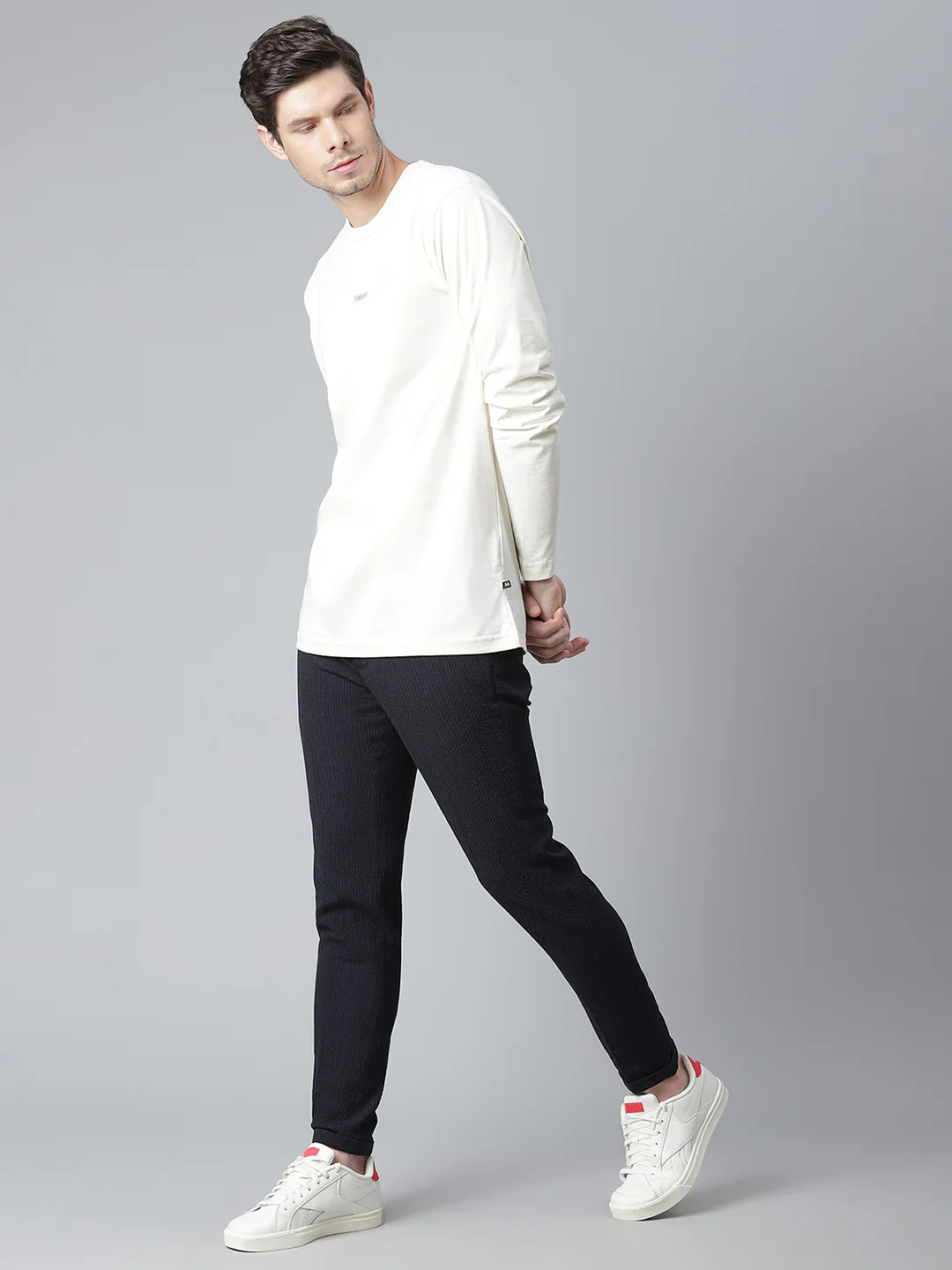 Matinique Men White Solid Round Neck TShirt - Image 5