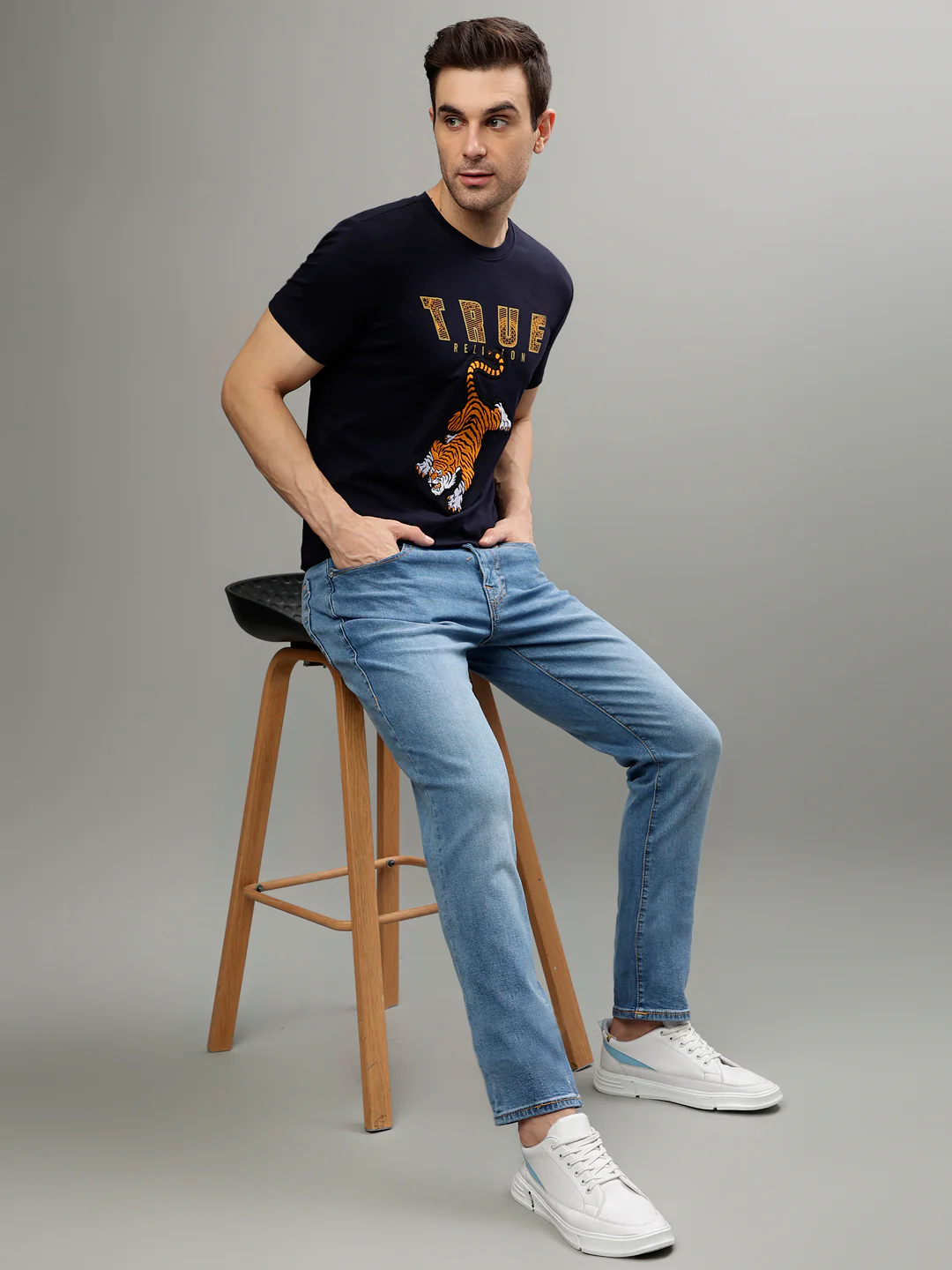 True Religion Blue Fashion Printed Regular fit T-Shirt - Image 5