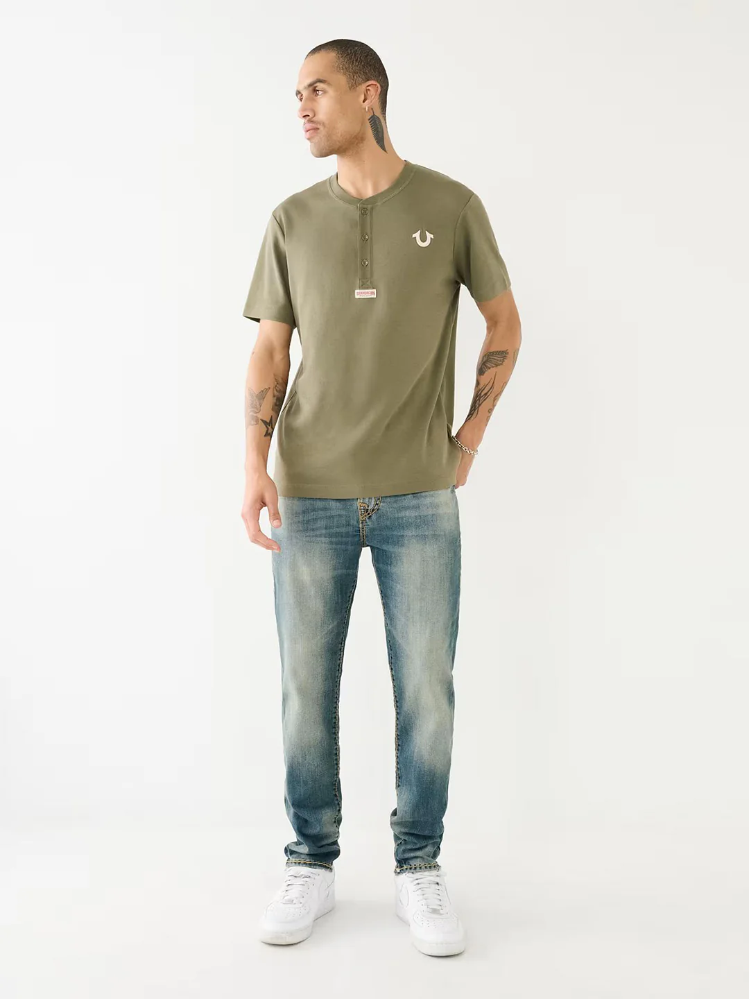 True Religion Men SUPER T Rocco Skinny Fit Light Wash Jeans - Image 5