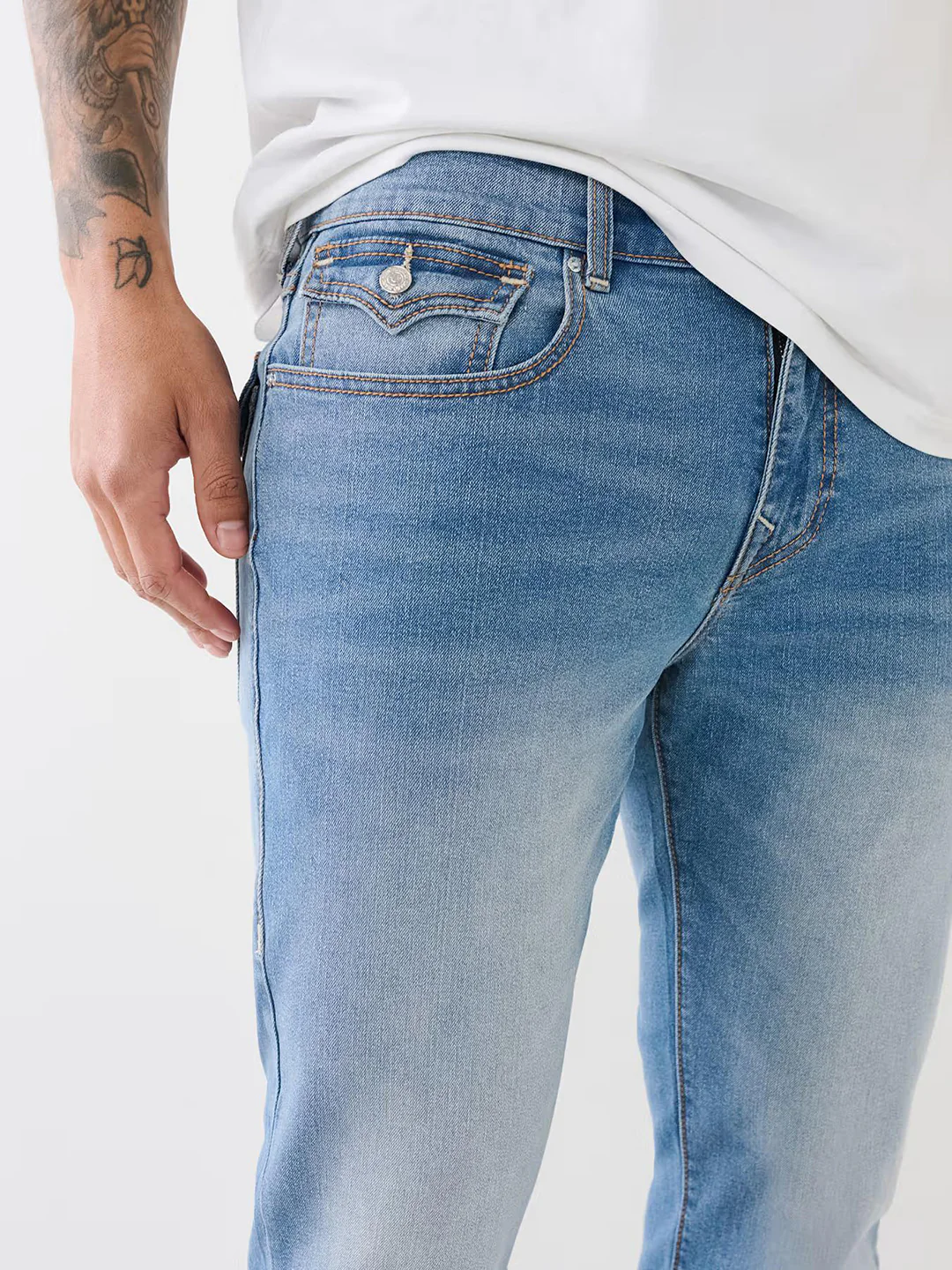 True Religion Men SN Ricky Straight Fit Light Wash Jeans - Image 4
