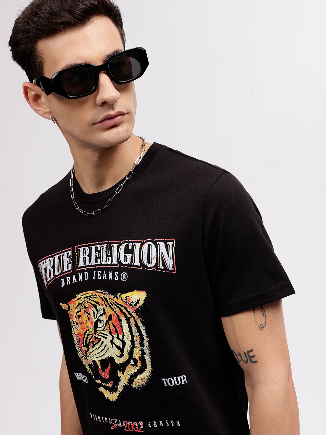 True Religion Men Black Animal Print Round Neck Short Sleeves T-shirt - Image 2