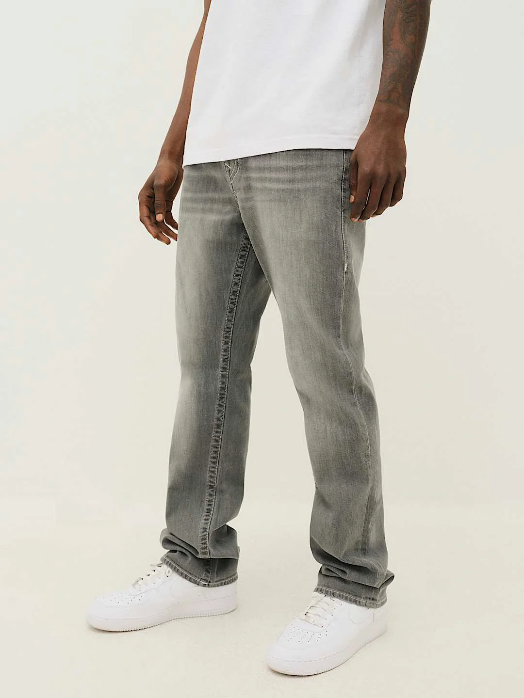 True Religion Men SN Ricky Straight Fit Mid Rise Jeans - Image 4